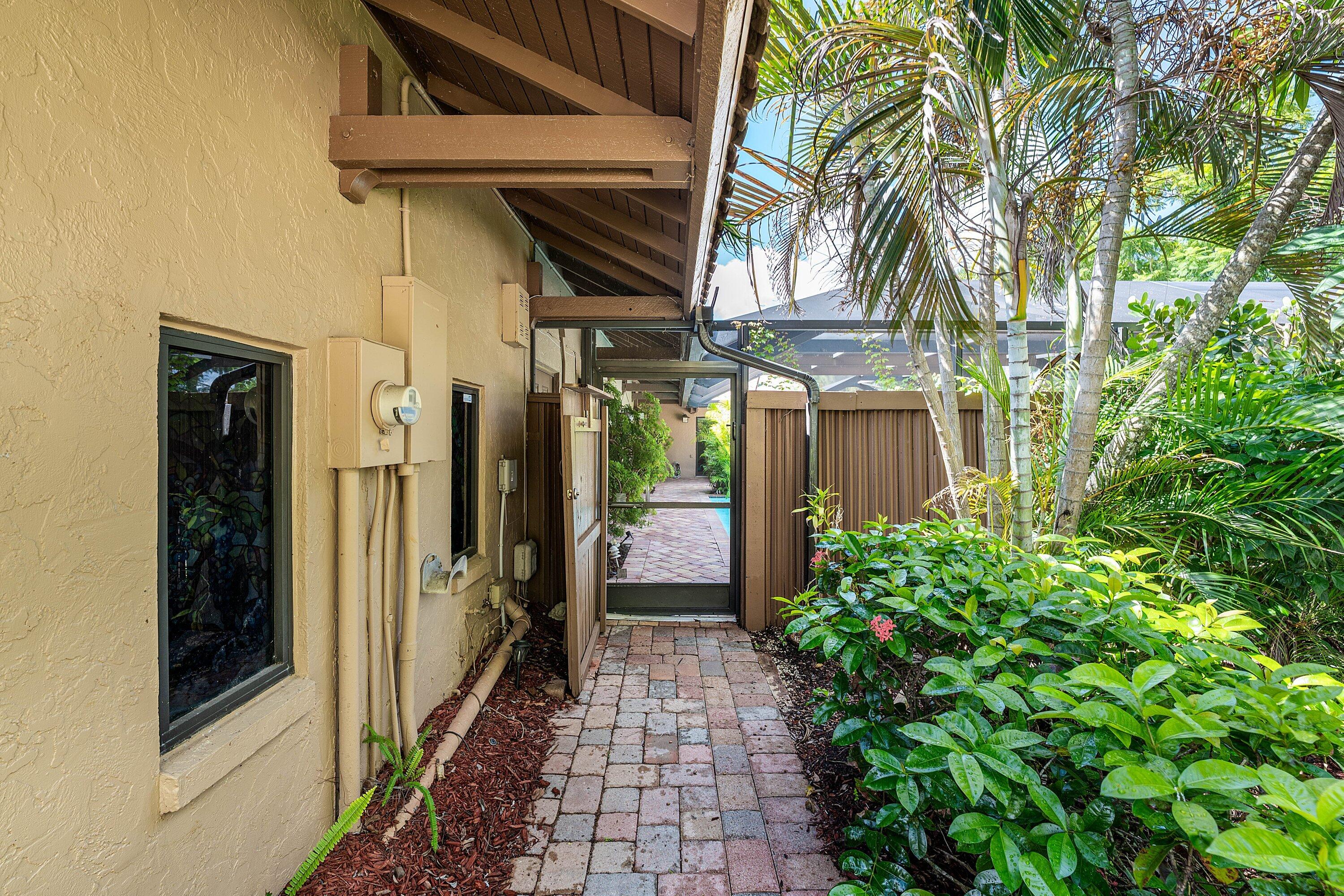 6582 Patio Lane Property Photo 31
