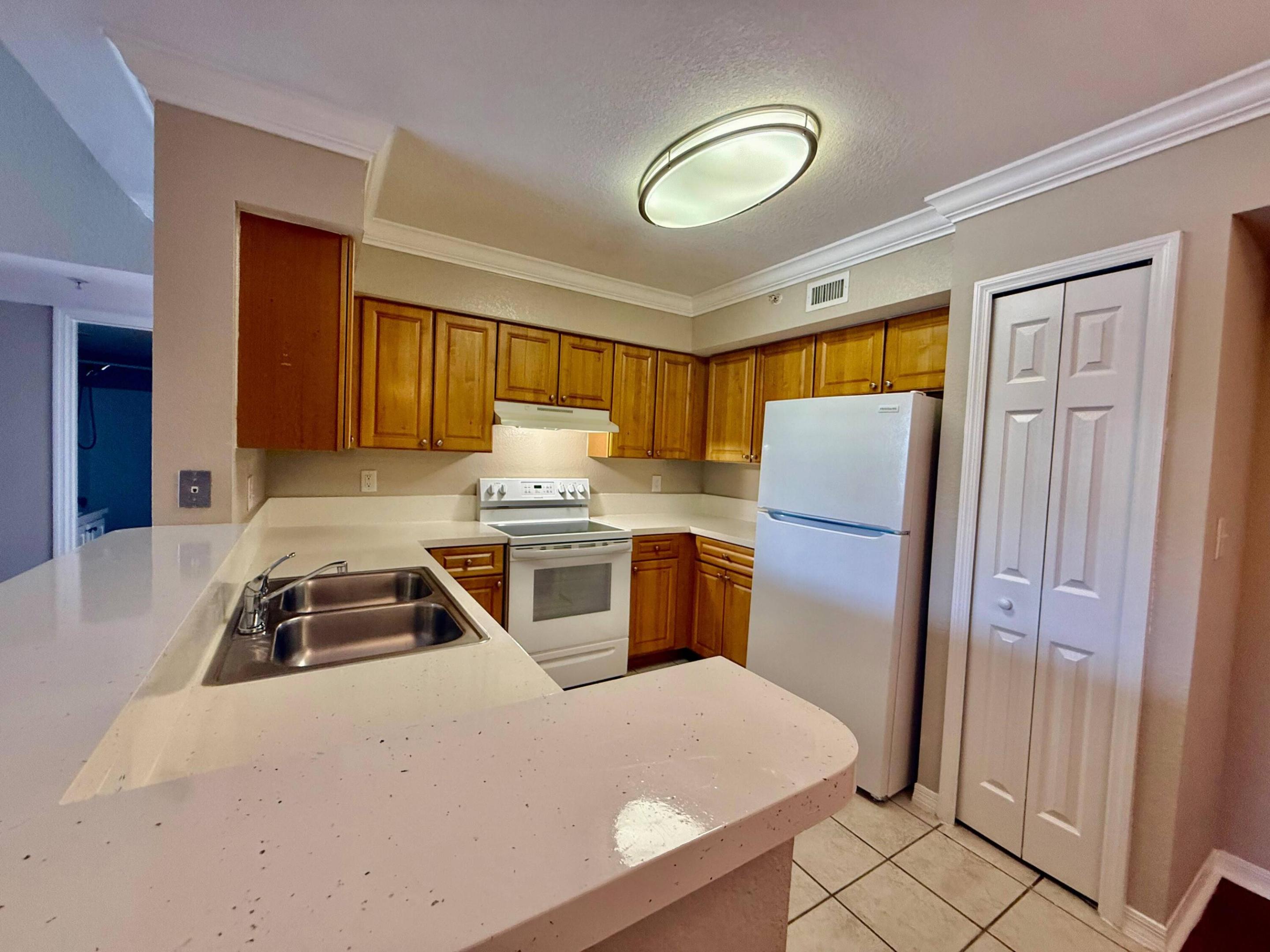 15155 Michelangelo Boulevard Unit 208 Property Photo 1
