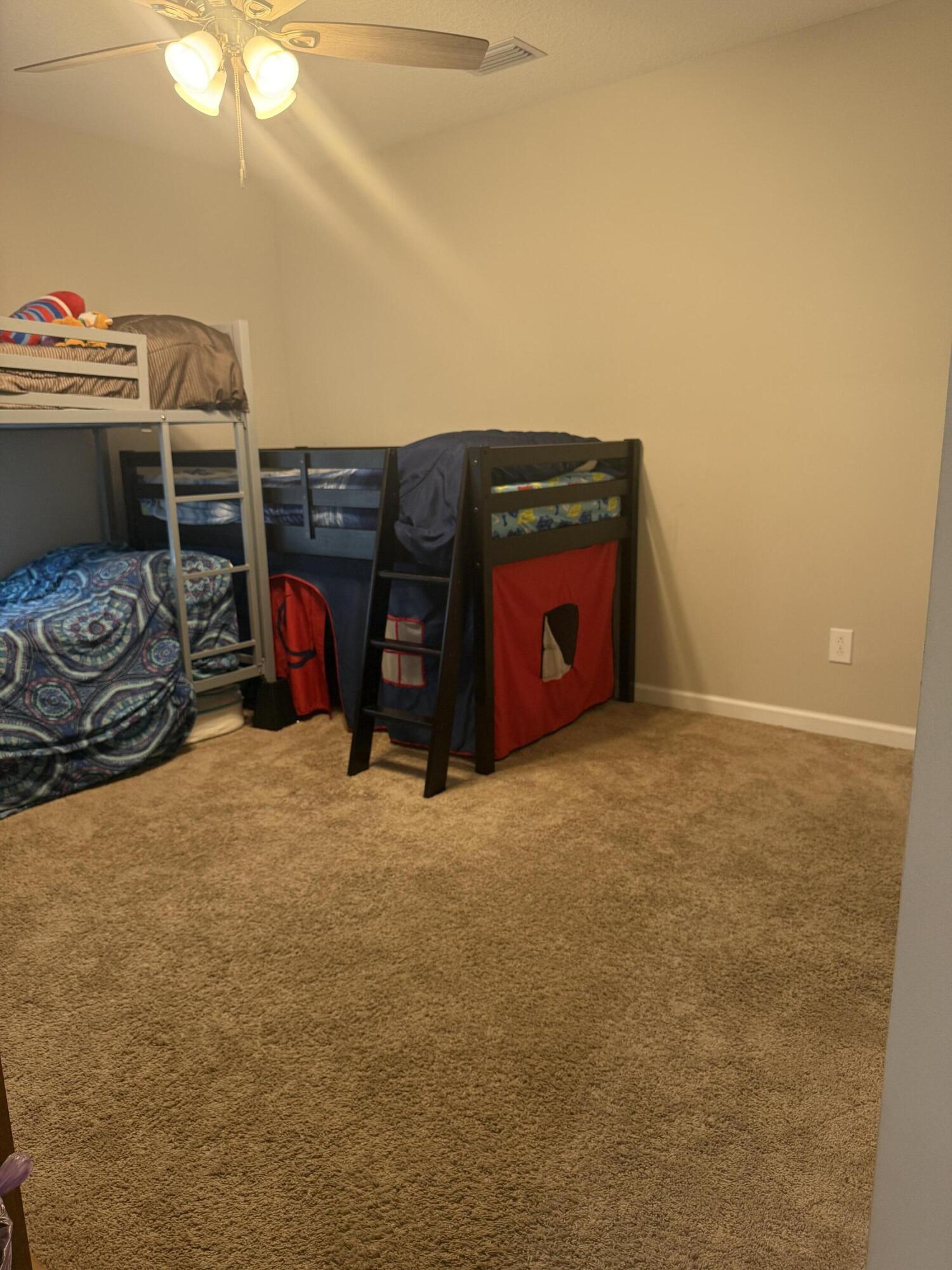 1081 Sw Mcdevitt Avenue Property Photo 8