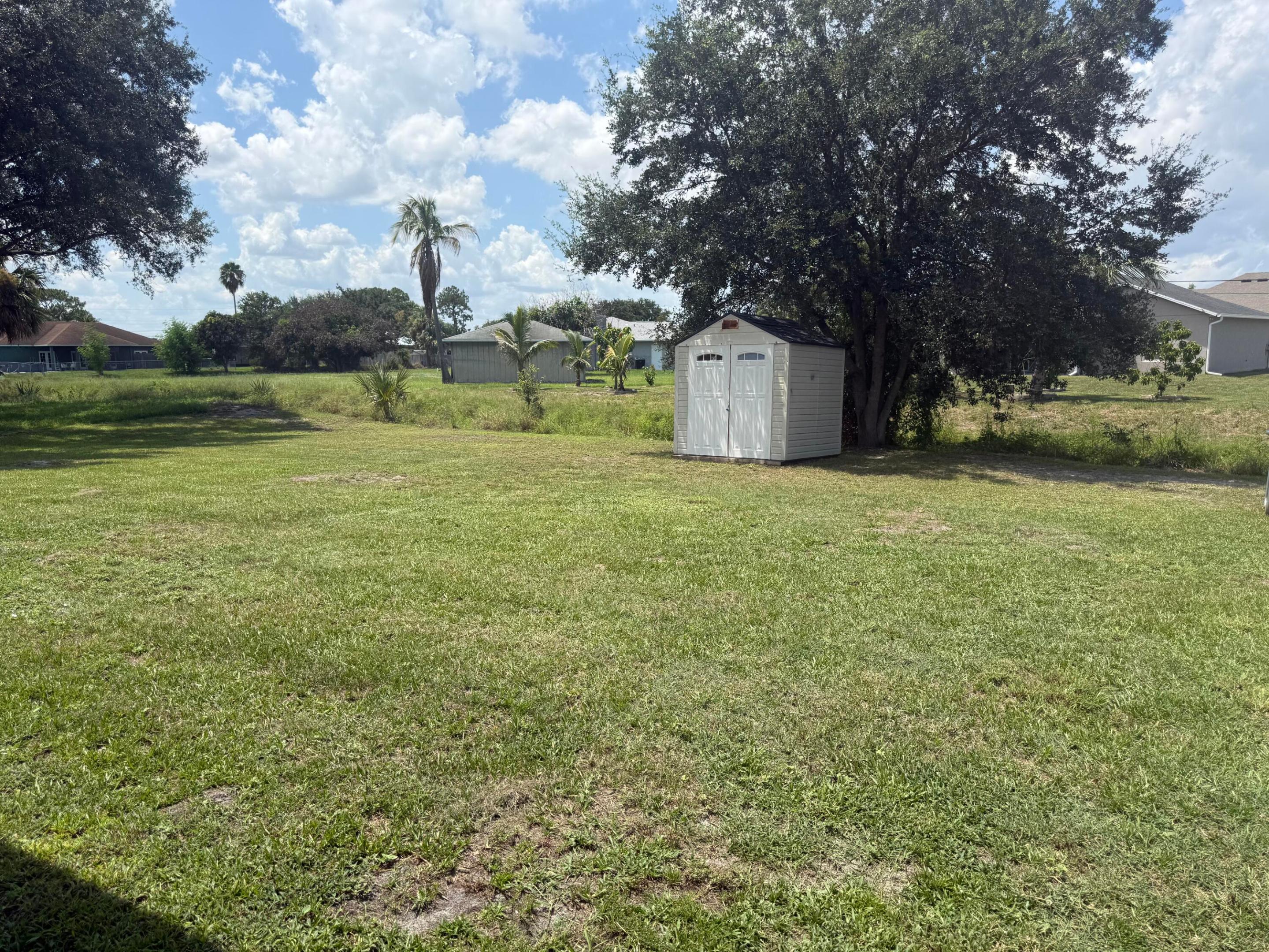 1081 Sw Mcdevitt Avenue Property Photo 12