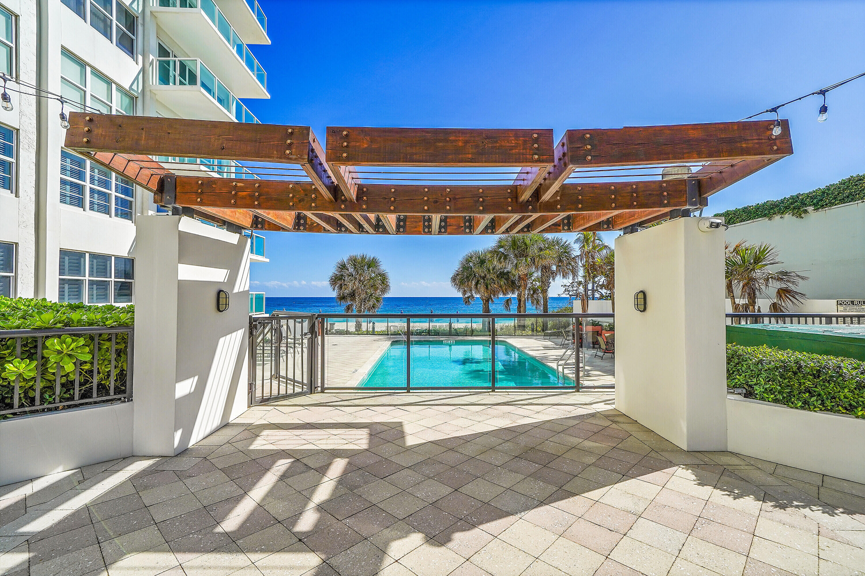 3550 Galt Ocean Drive 704 Property Photo 54