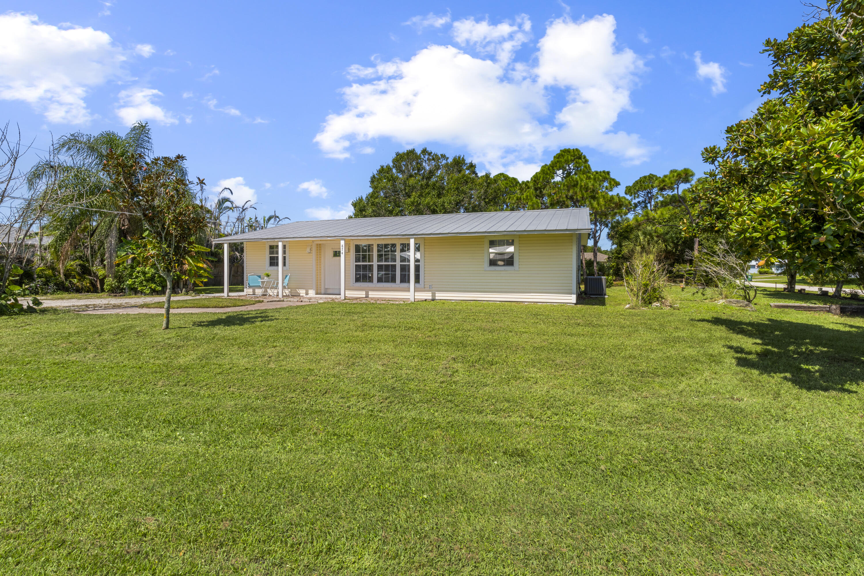 874 BLOSSOM Drive
