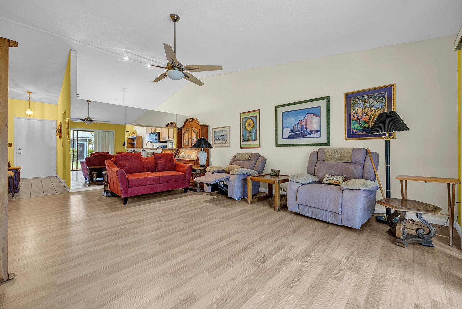 8 Eaton Place Property Photo 13