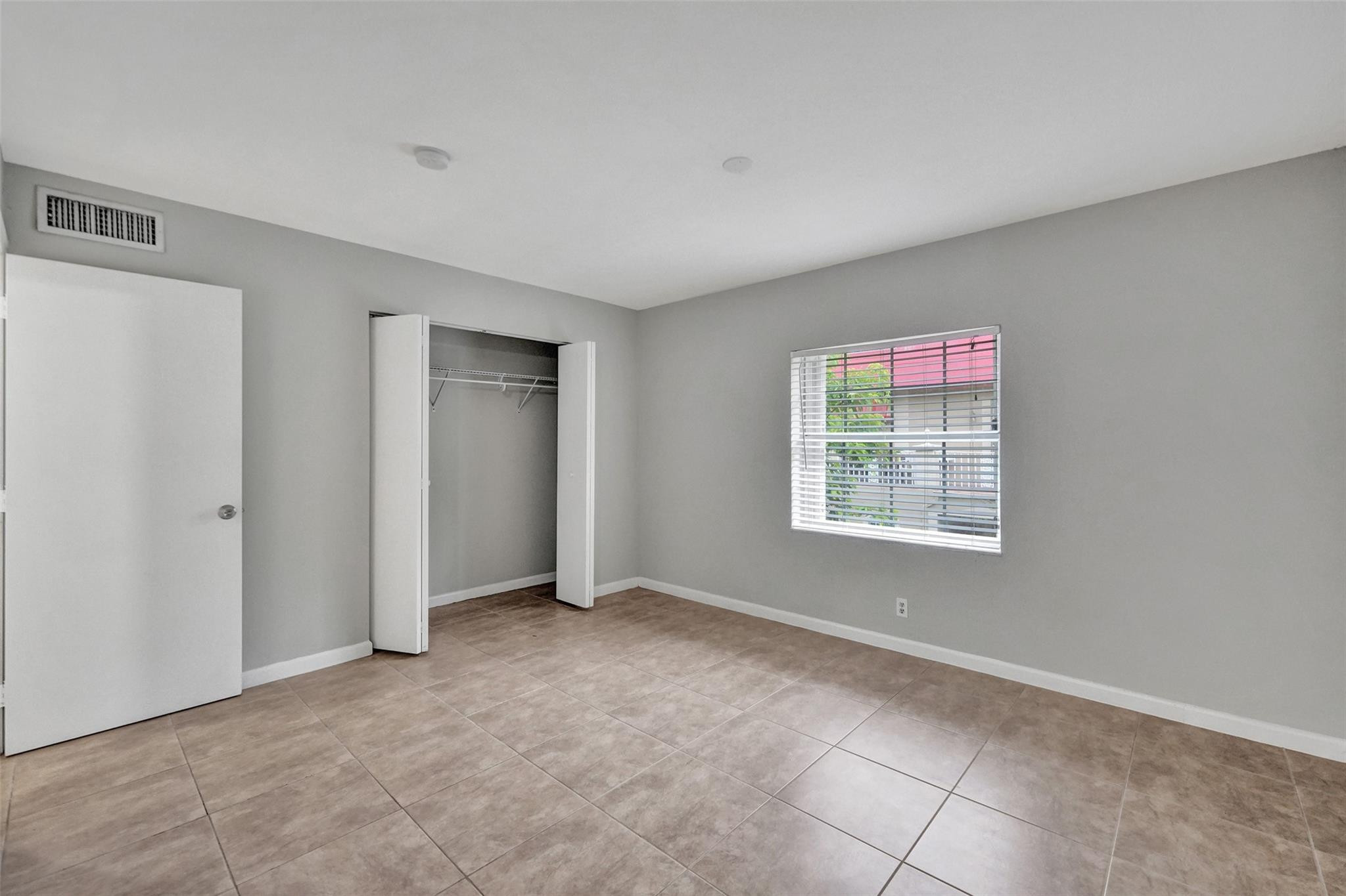 555 Se 8th Street 252 Property Photo 6