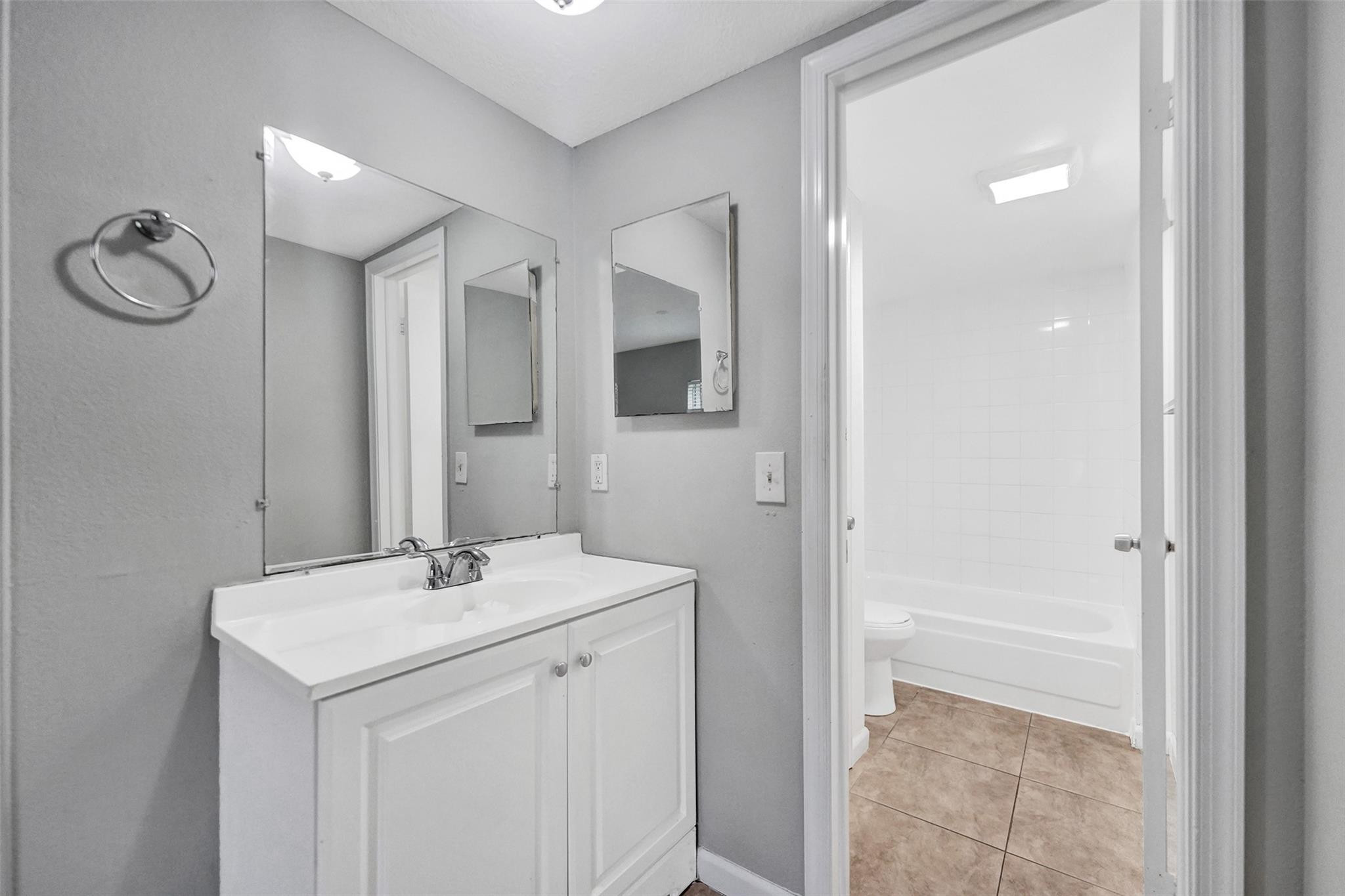555 Se 8th Street 252 Property Photo 11