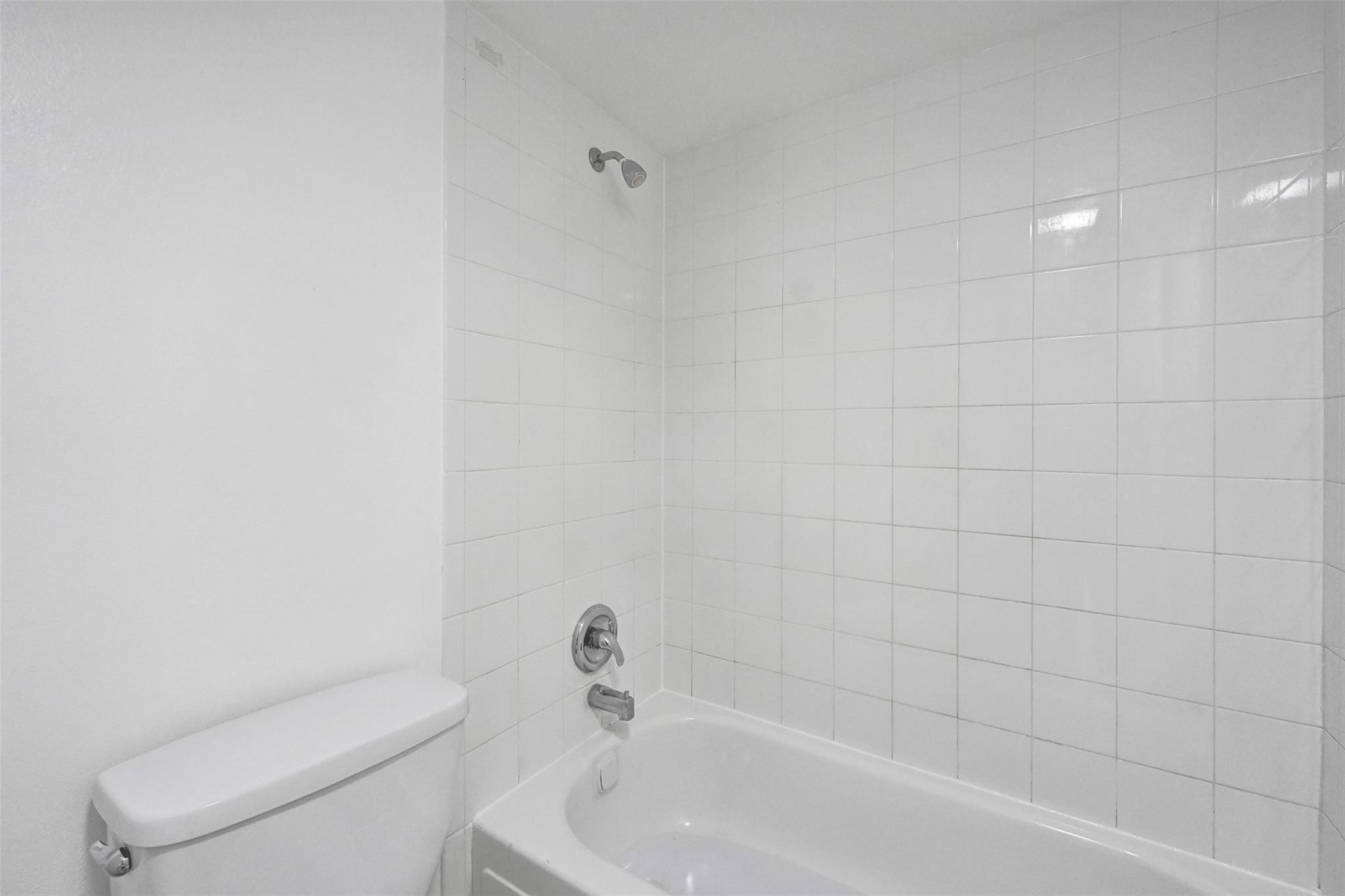 555 Se 8th Street 252 Property Photo 12