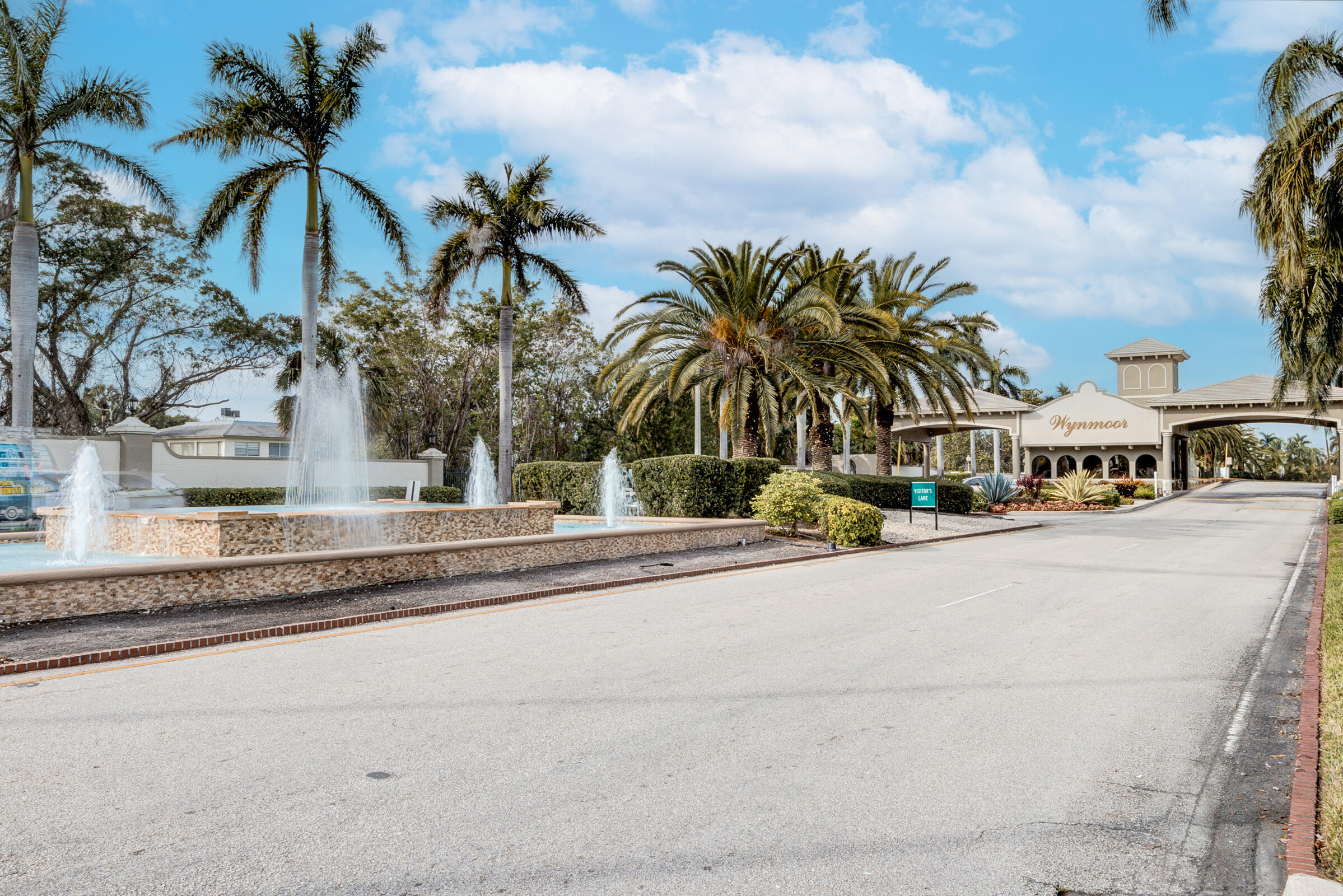1204 BAHAMA Bend B2 Property Photo 1