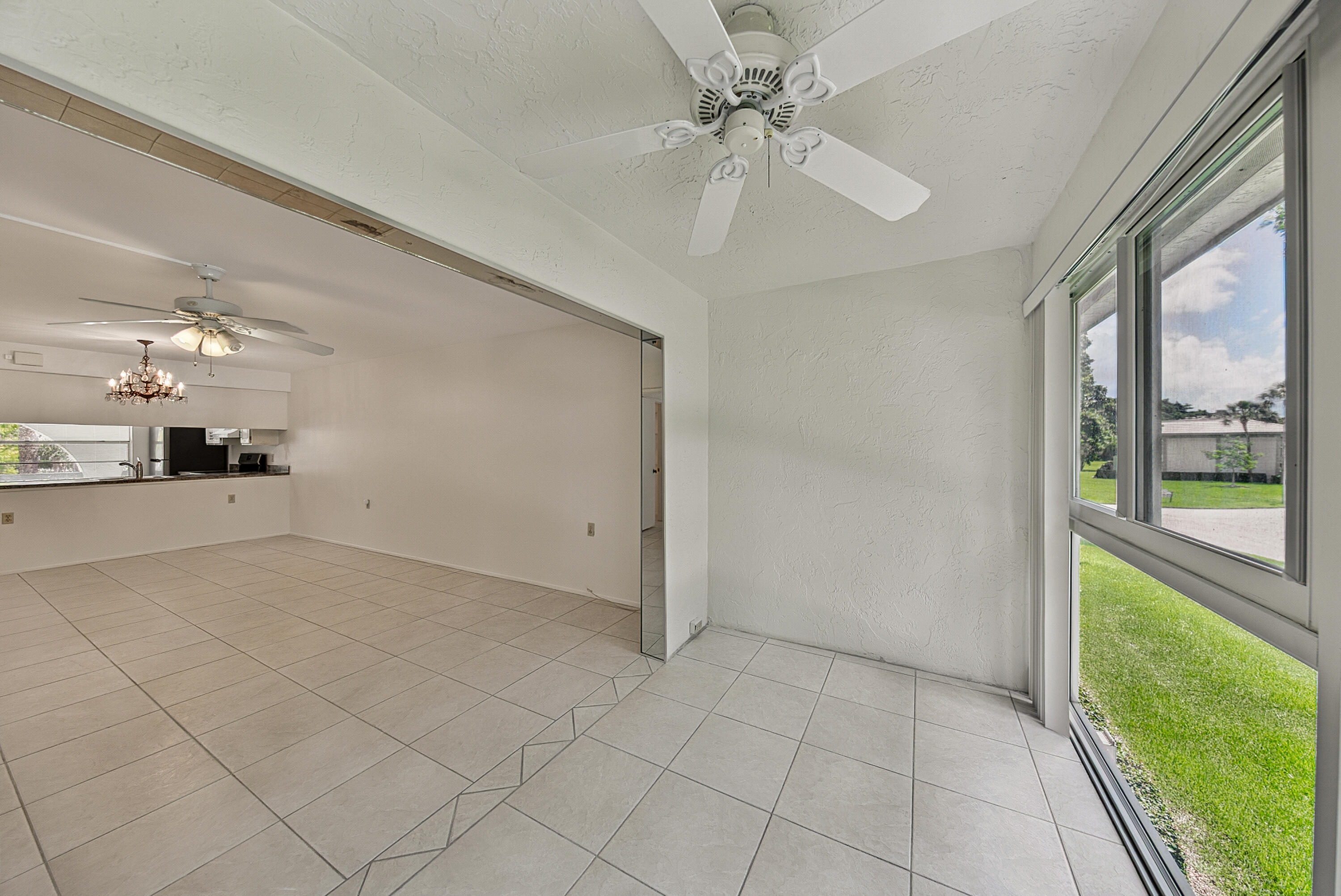 1204 Bahama Bend B2 Property Photo 3