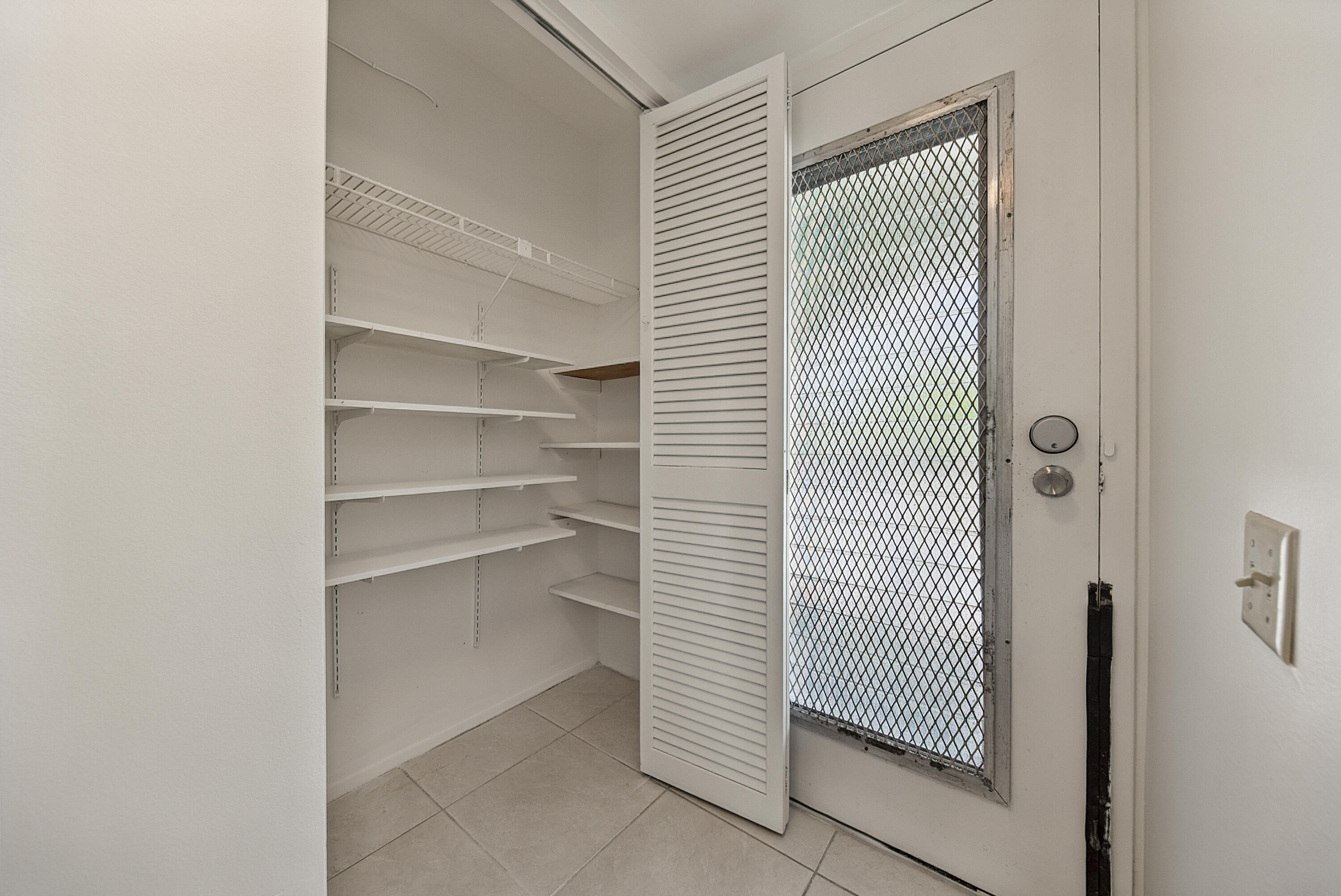 1204 Bahama Bend B2 Property Photo 5
