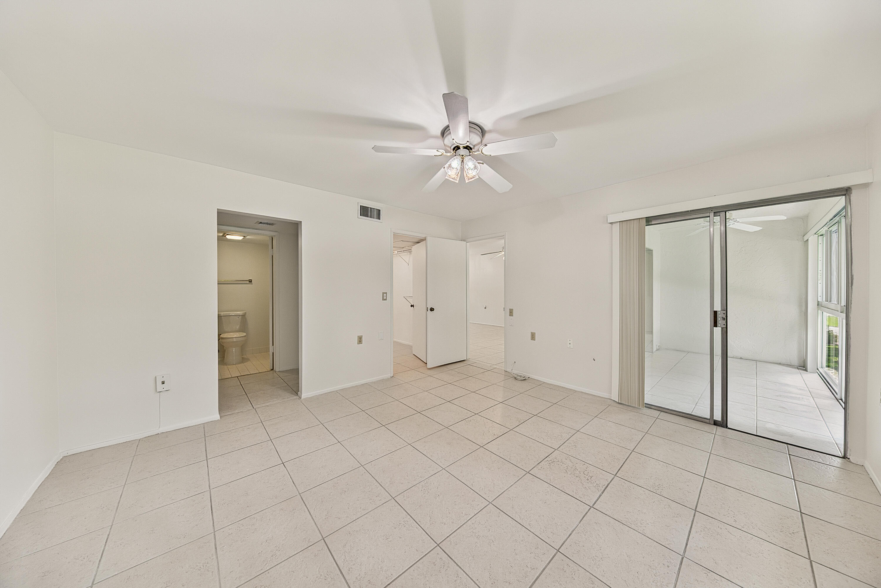 1204 Bahama Bend B2 Property Photo 21