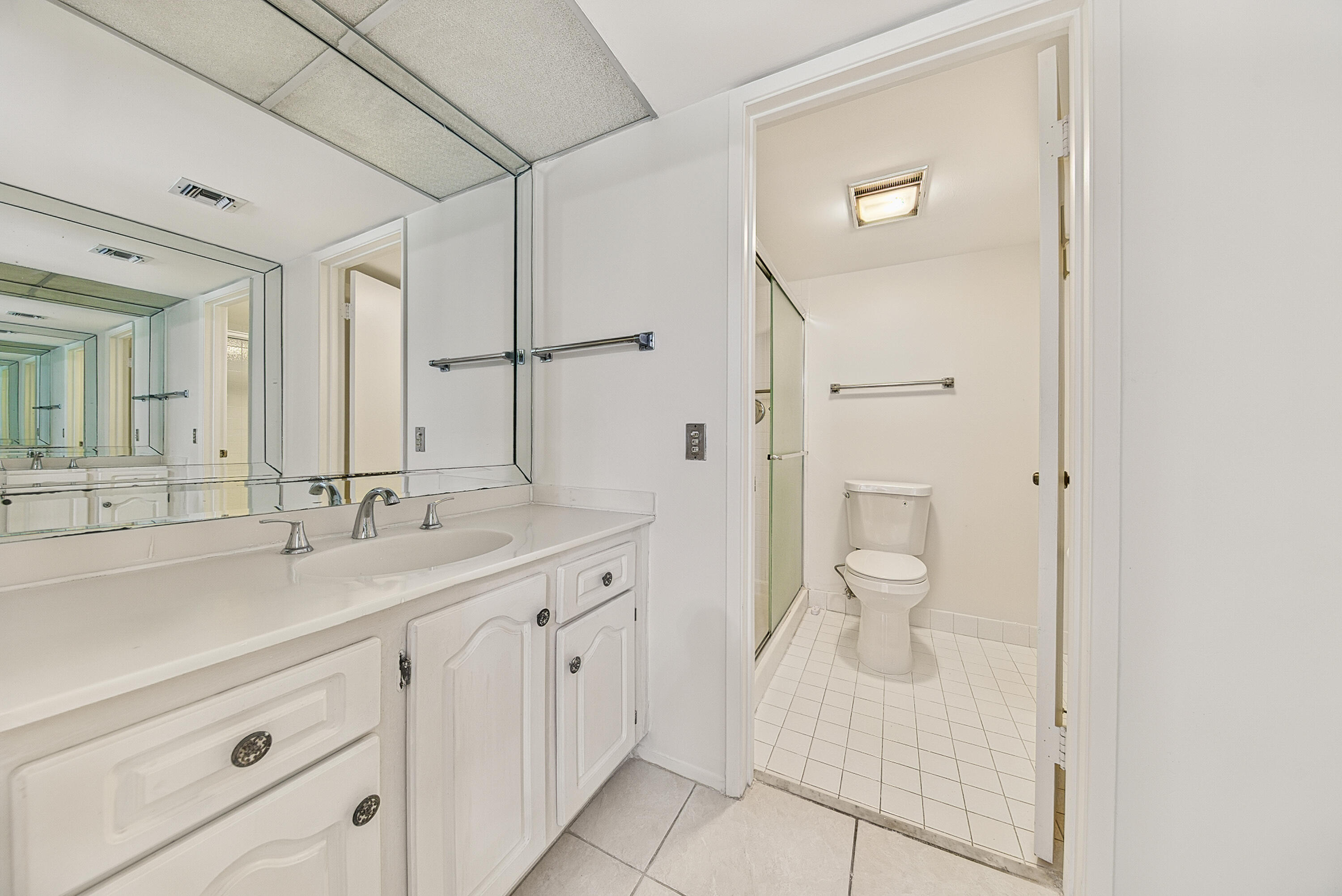 1204 Bahama Bend B2 Property Photo 27