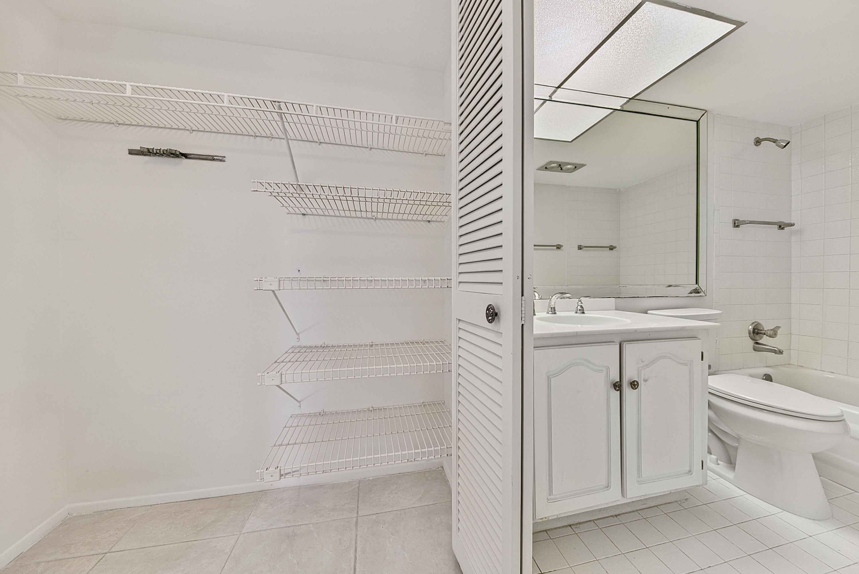 1204 Bahama Bend B2 Property Photo 37