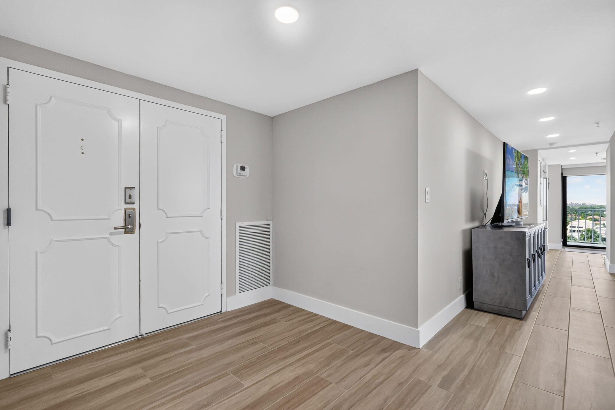 2917 S Ocean Boulevard 401 Property Photo 13