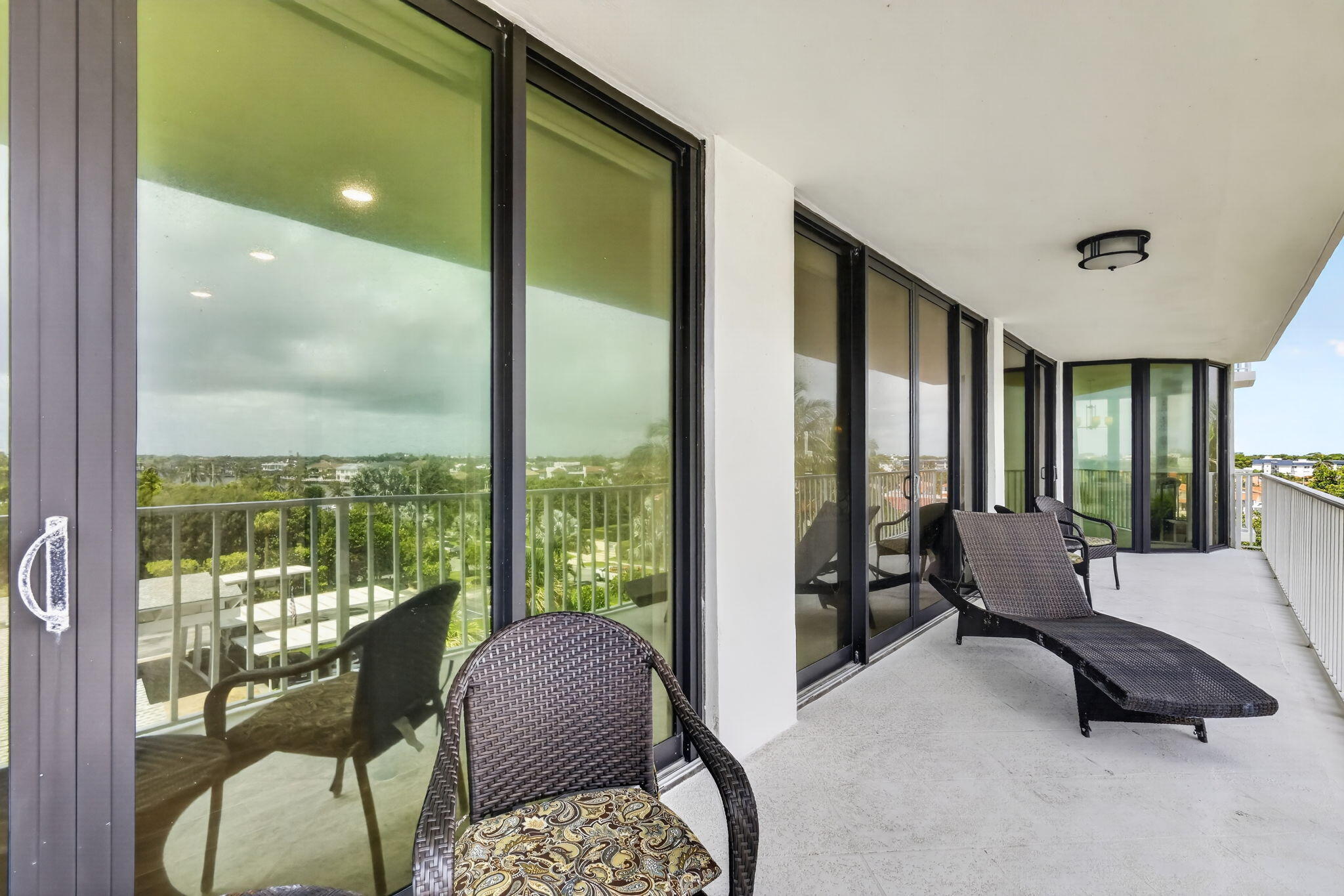 2917 S Ocean Boulevard 401 Property Photo 41