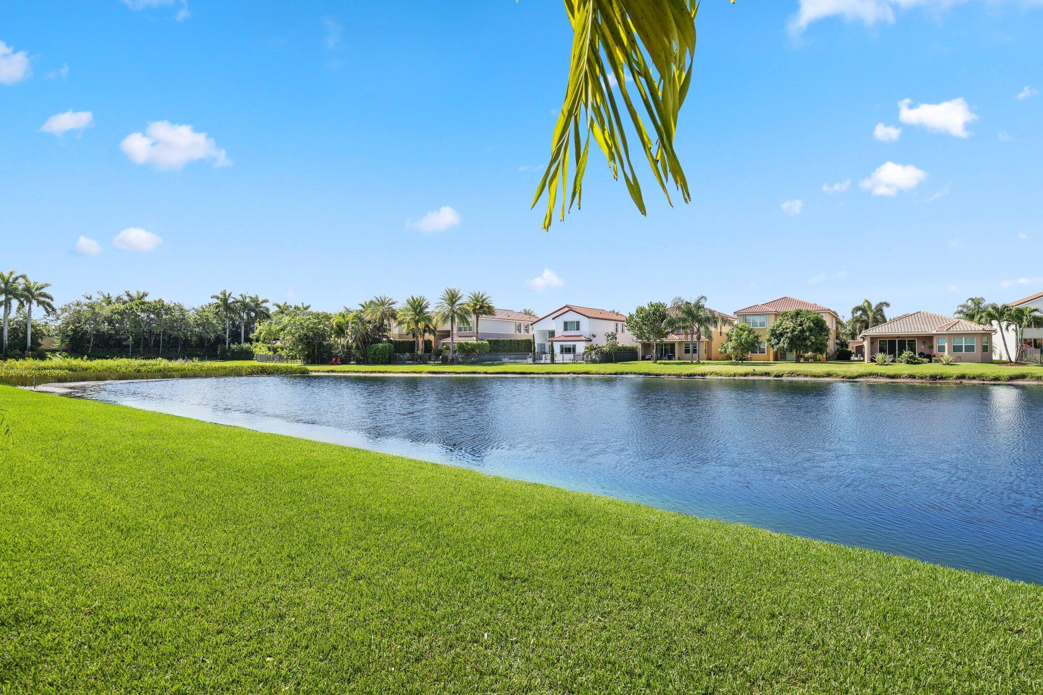 8160 Cantabria Falls Drive Property Photo 31