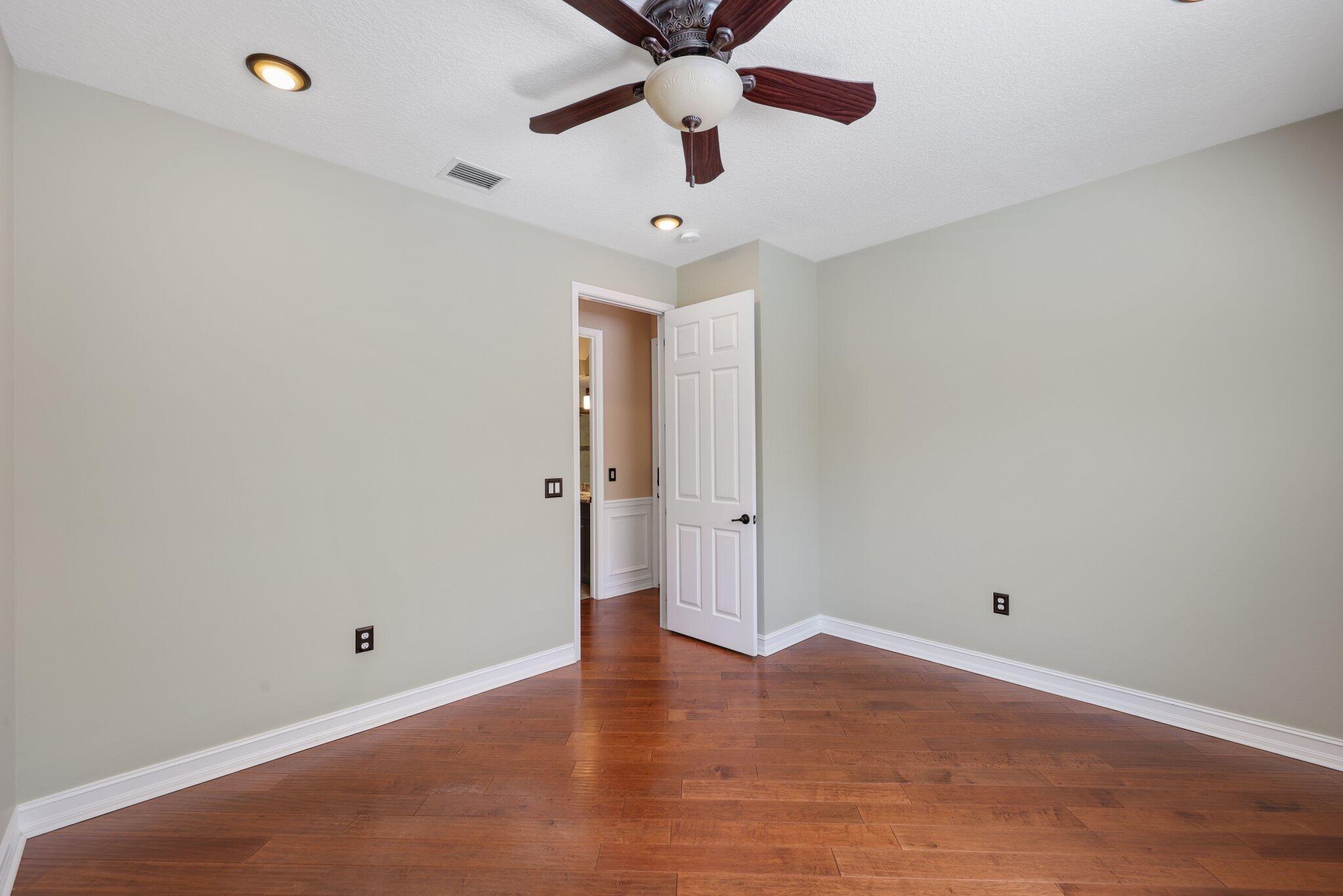 8160 Cantabria Falls Drive Property Photo 43