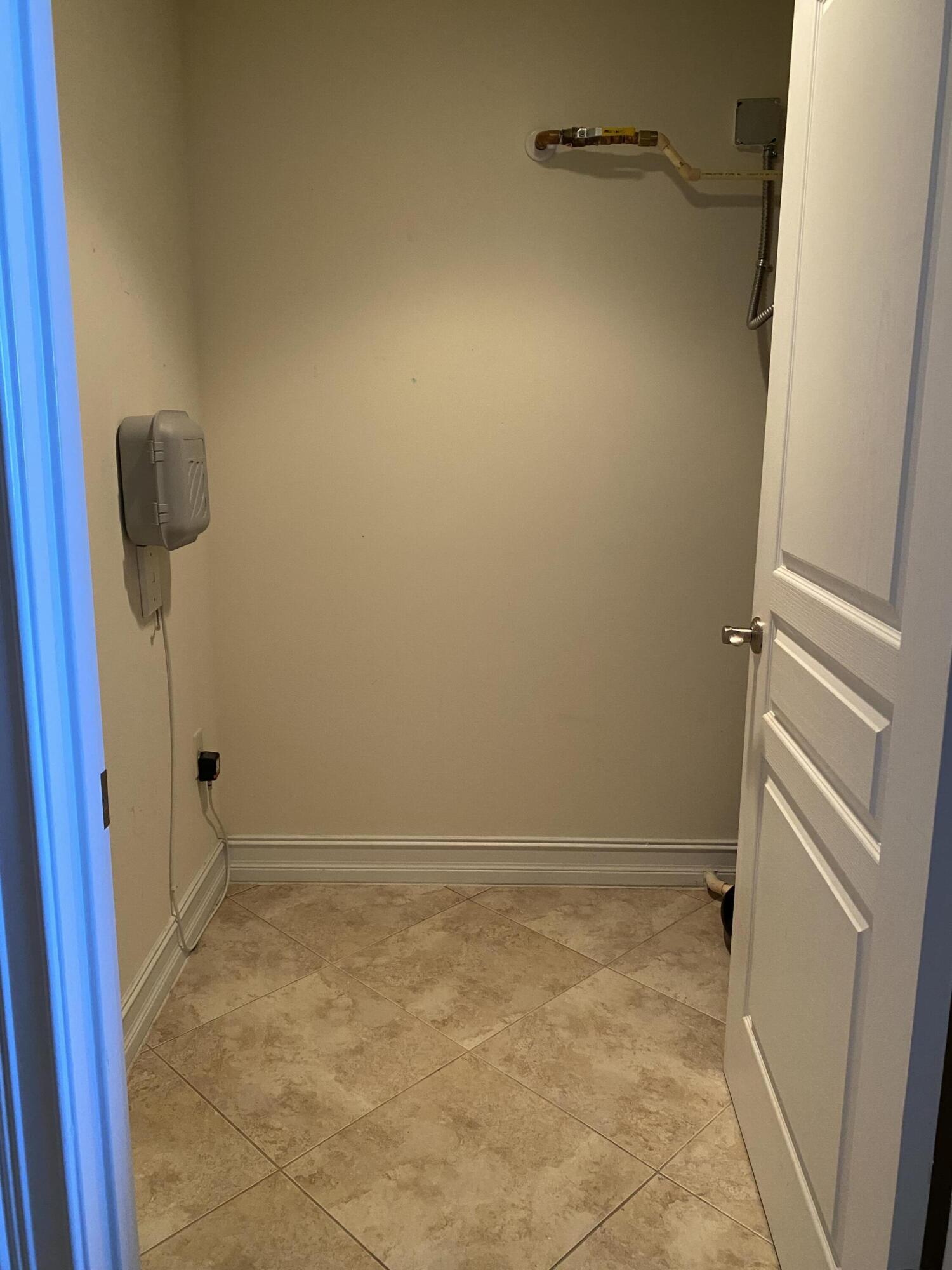 4160 N Highway A1a 906a Property Photo 26