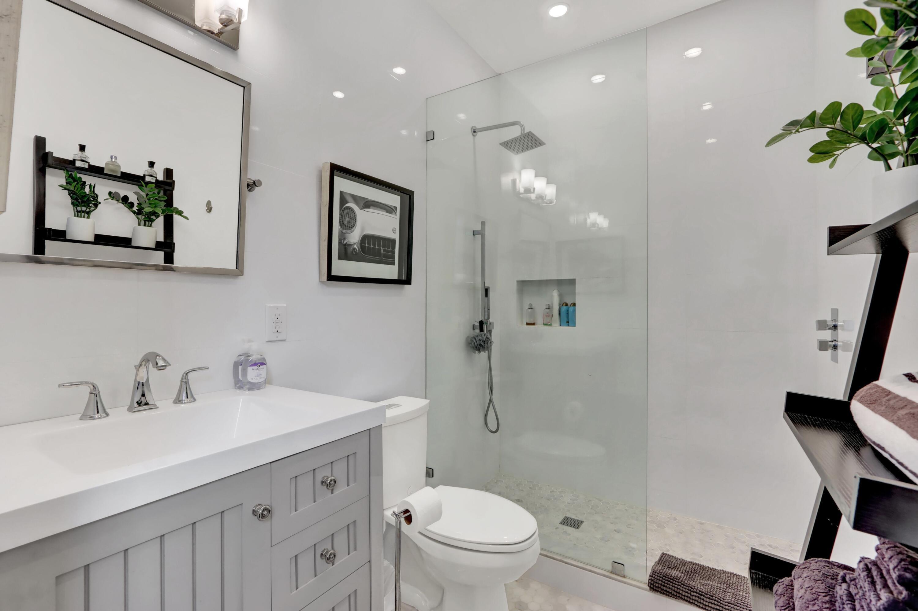 5866 St Annes Way Property Photo 15