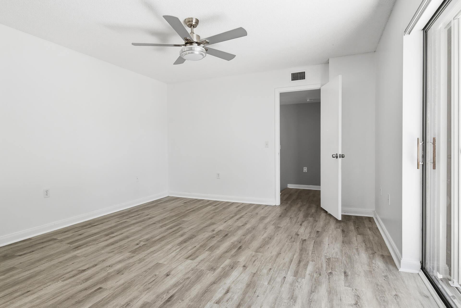 7224 72nd Way Property Photo 21