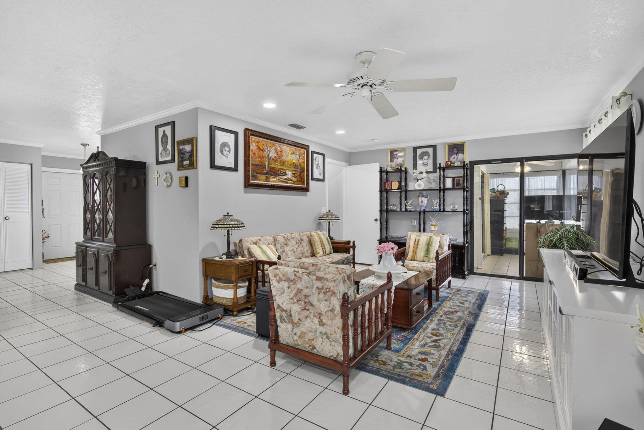 140 Karanda Court Property Photo 33