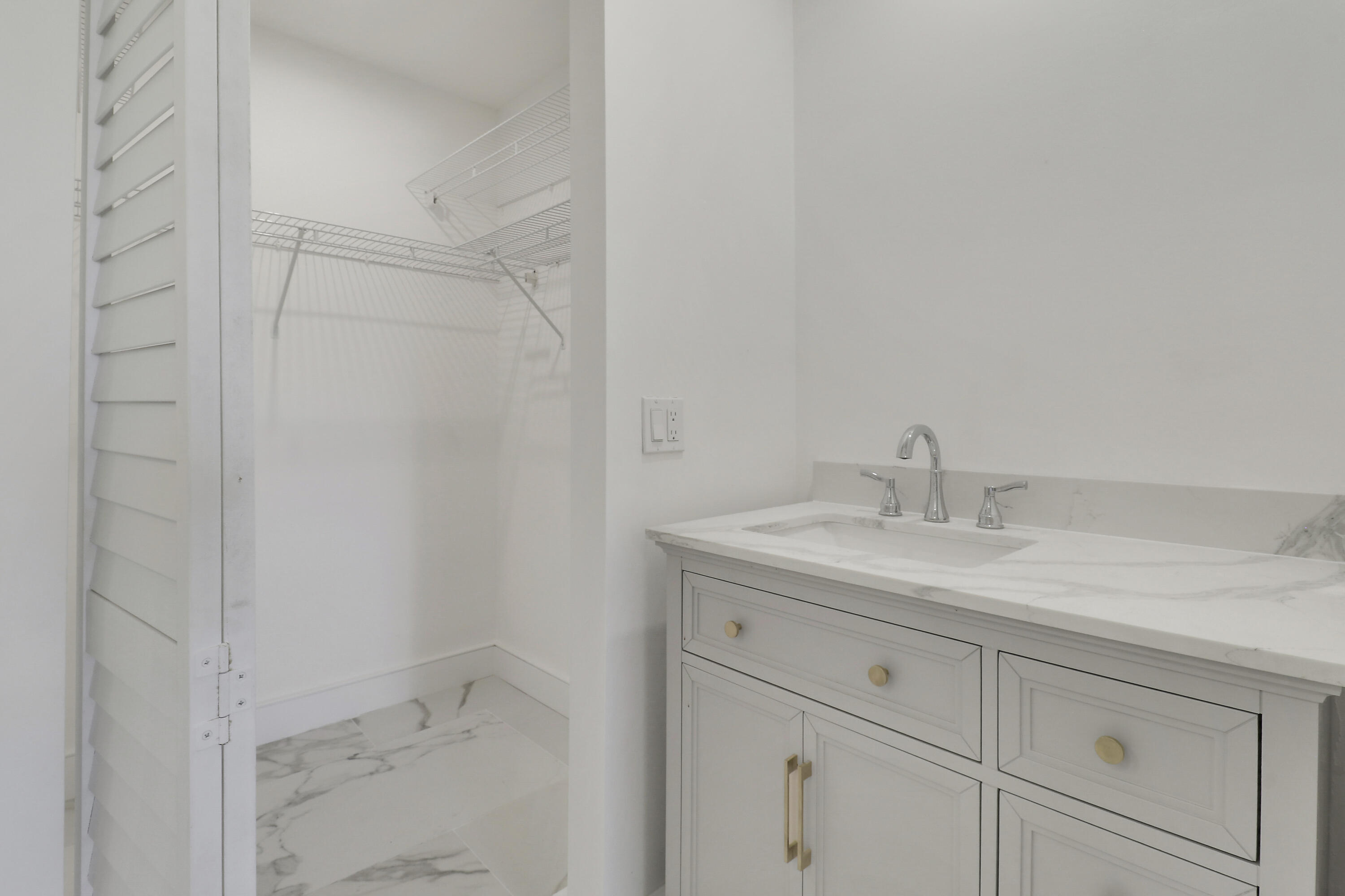 6940 Se Constitution Boulevard Property Photo 10