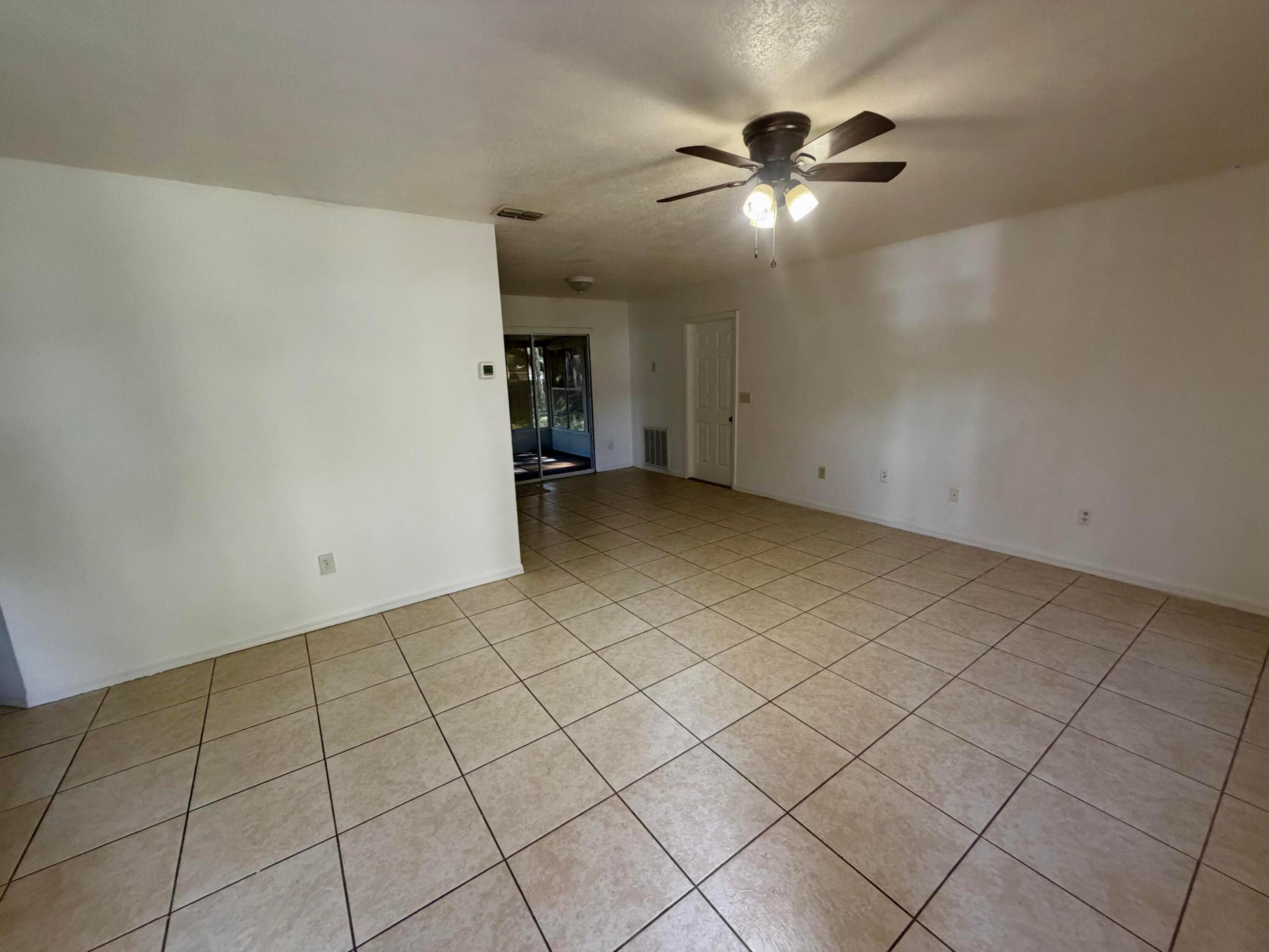 3920 E Allendale Street Property Photo 9