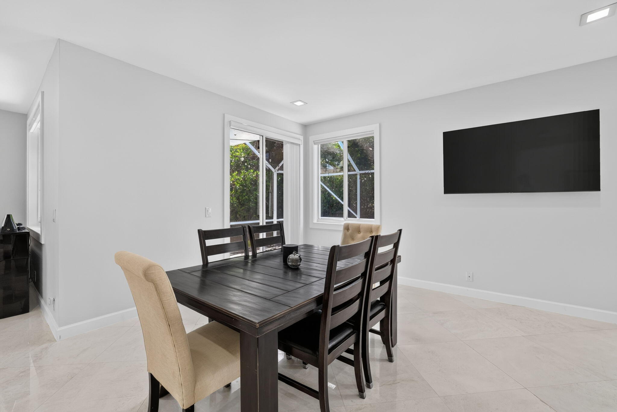 5040 Heron Place Property Photo 9