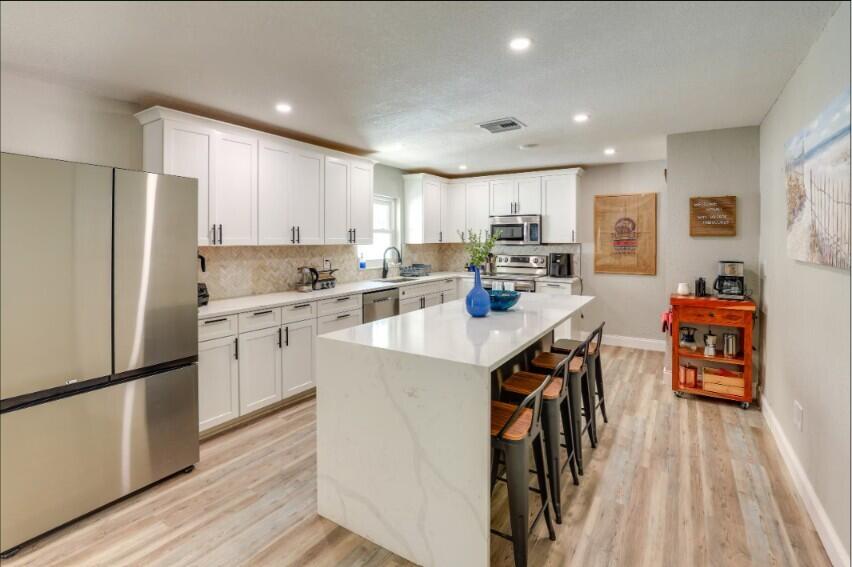 2806 8th Street Property Photo 4