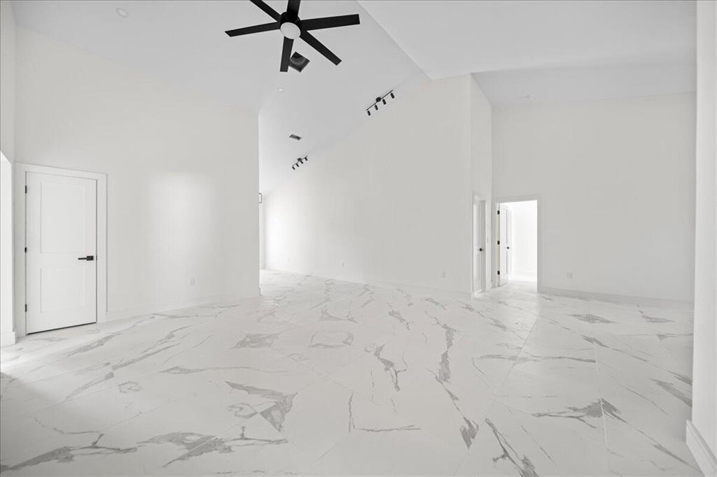 7427 Sea Mist Drive Property Photo 10