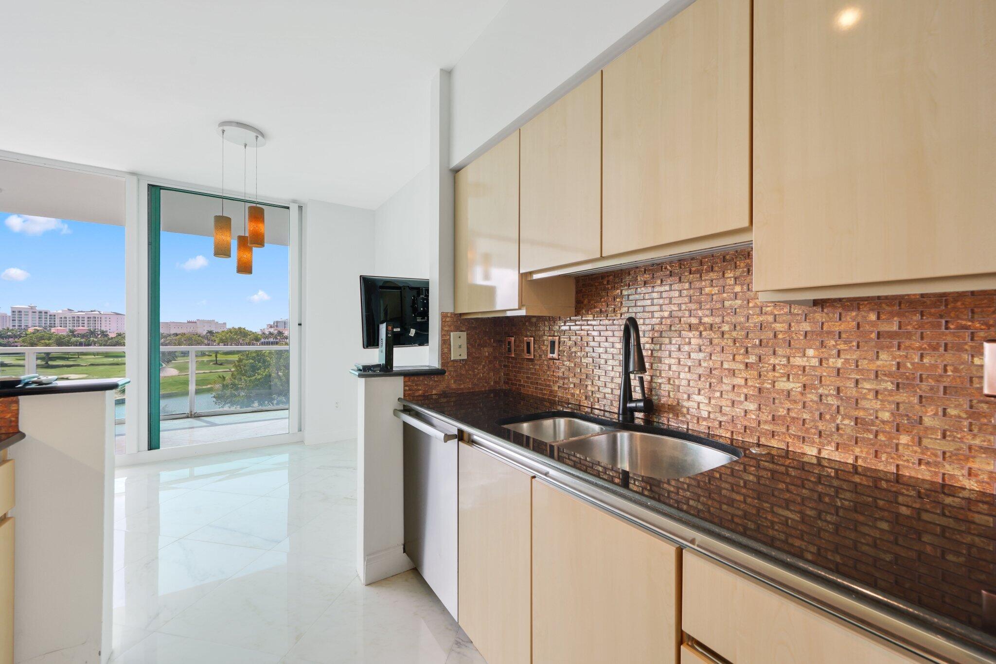 500 Se Mizner Boulevard A404 Property Photo 16