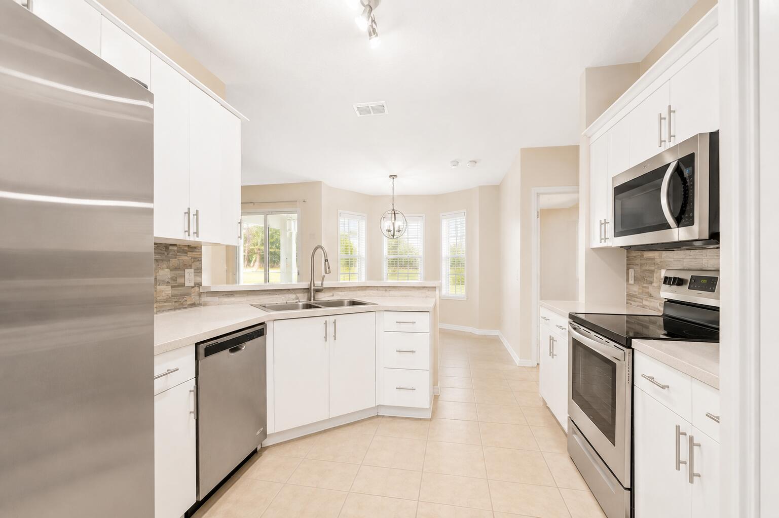 11528 Clair Place Property Photo 5