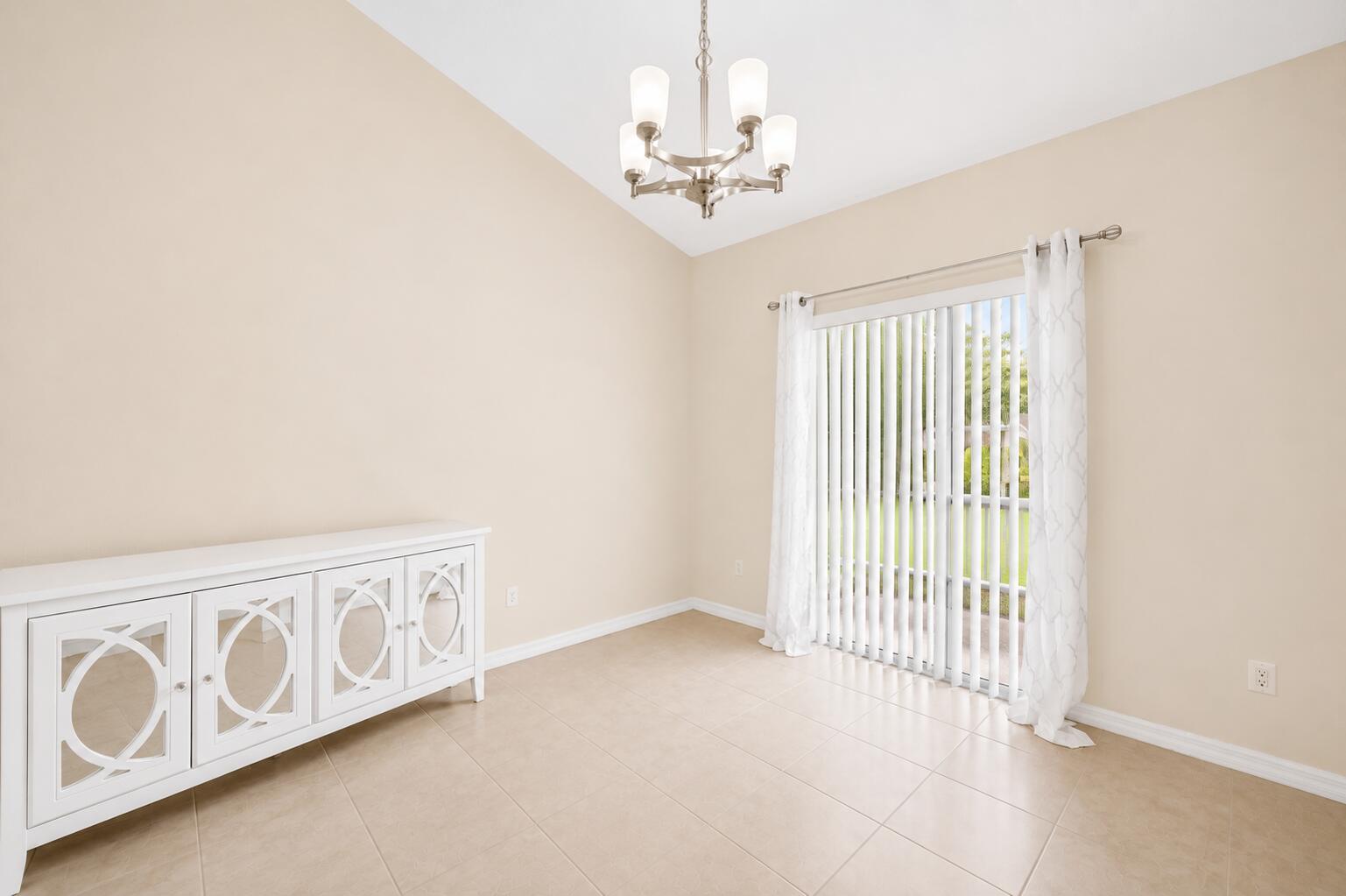 11528 Clair Place Property Photo 10