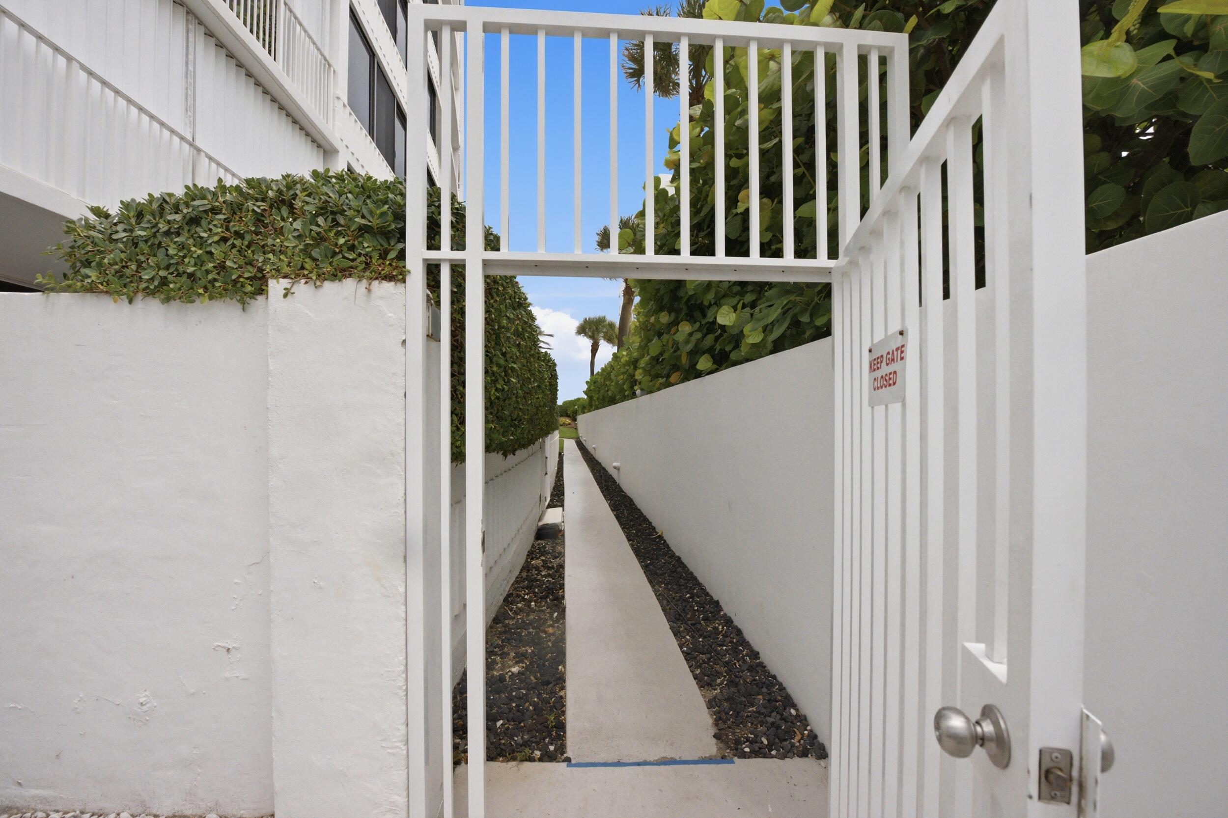 3589 S Ocean Boulevard 808 Property Photo 24