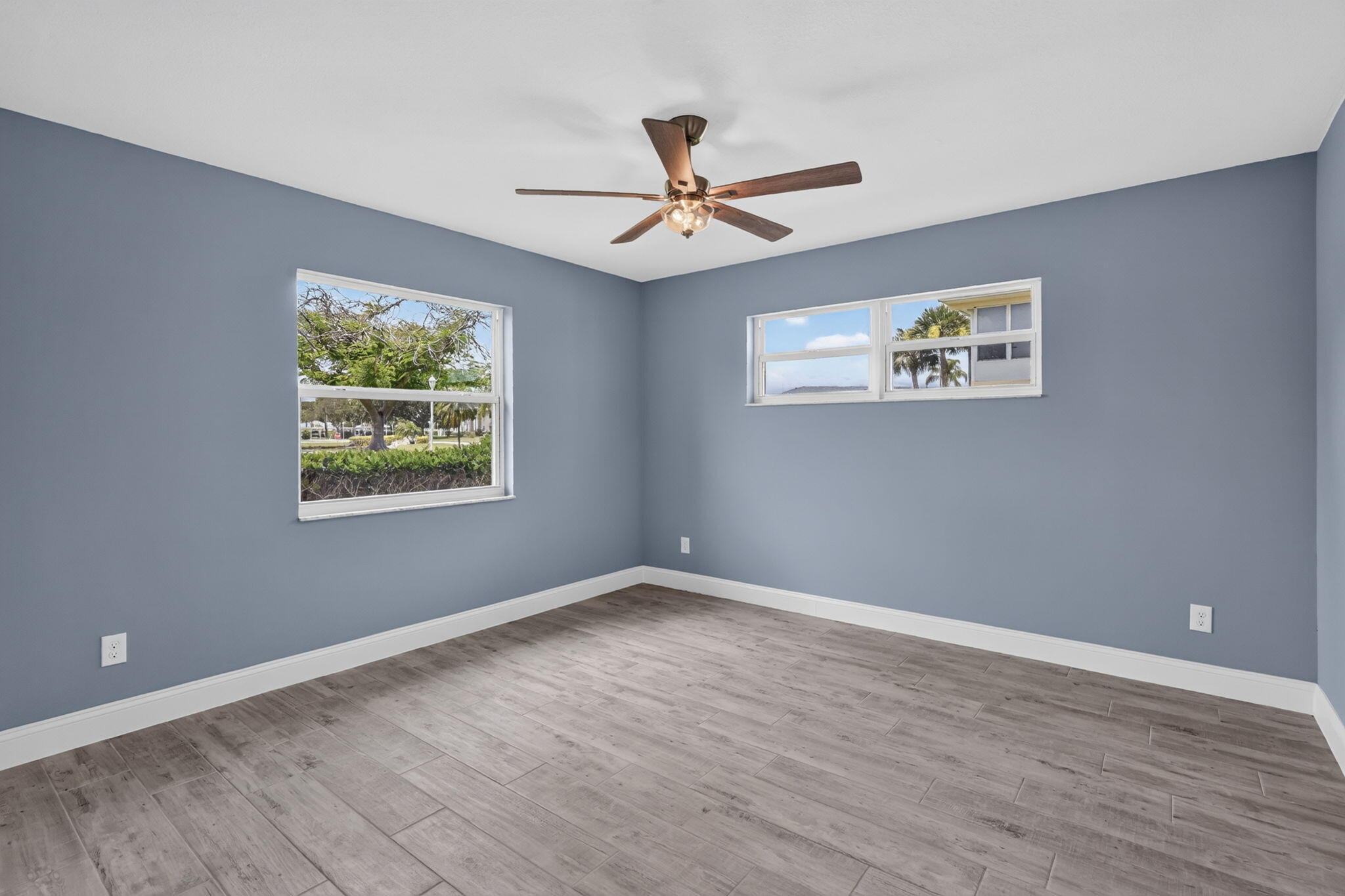 203 Grove Isle Circle Property Photo 12