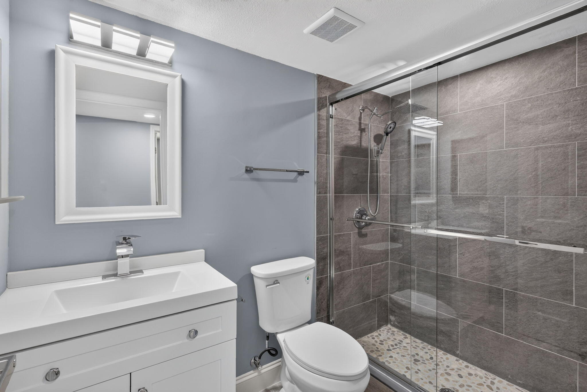 203 Grove Isle Circle Property Photo 18