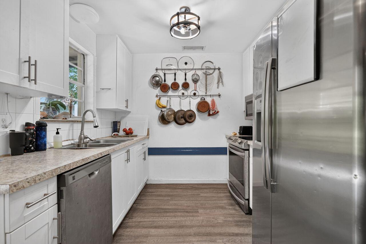 303 S Delaware Boulevard Property Photo 10