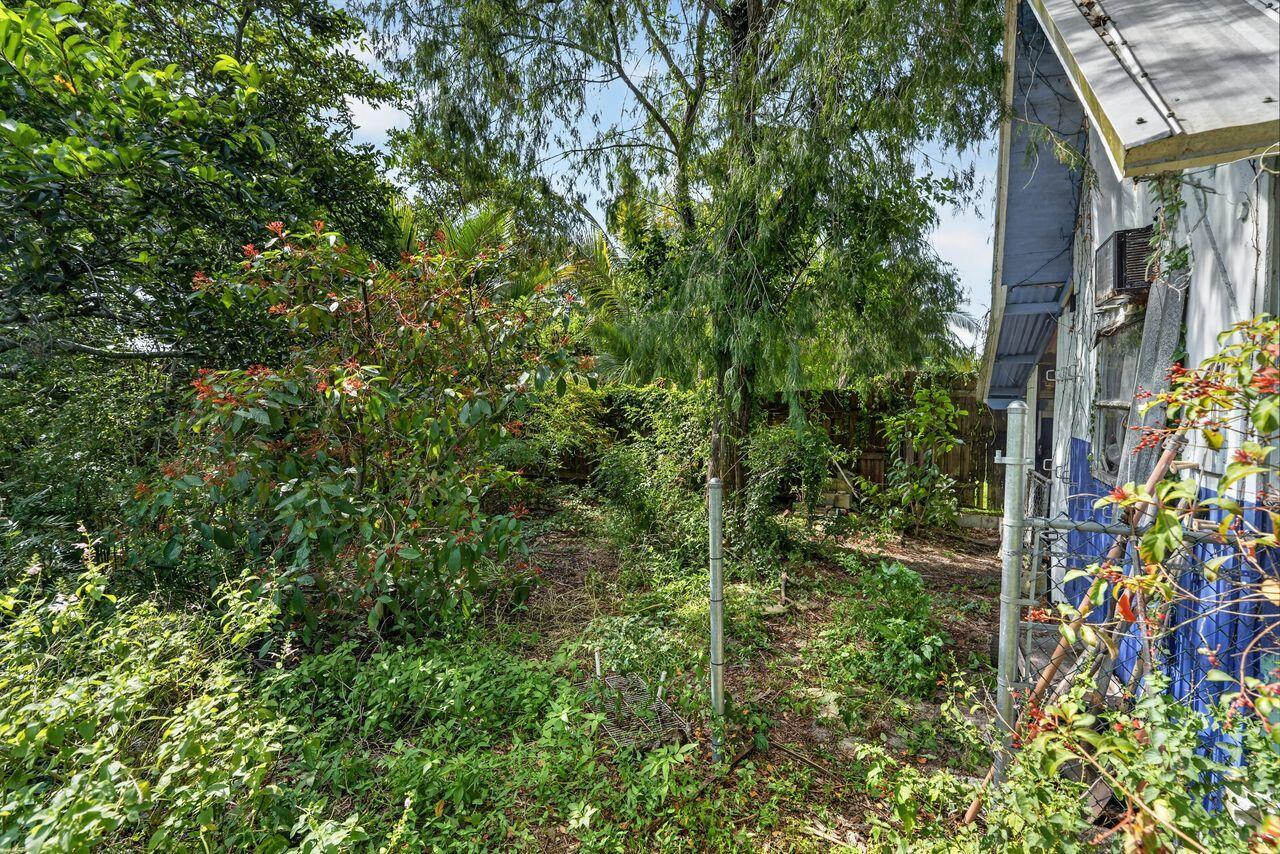 303 S Delaware Boulevard Property Photo 20