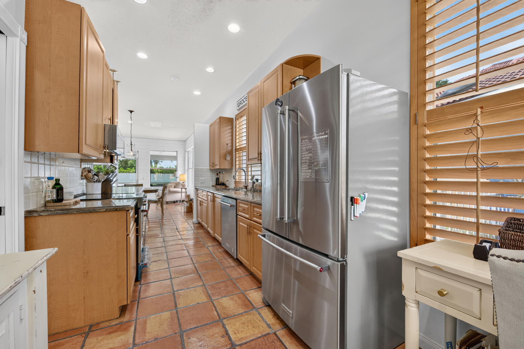 218 Hampton Court Property Photo 15
