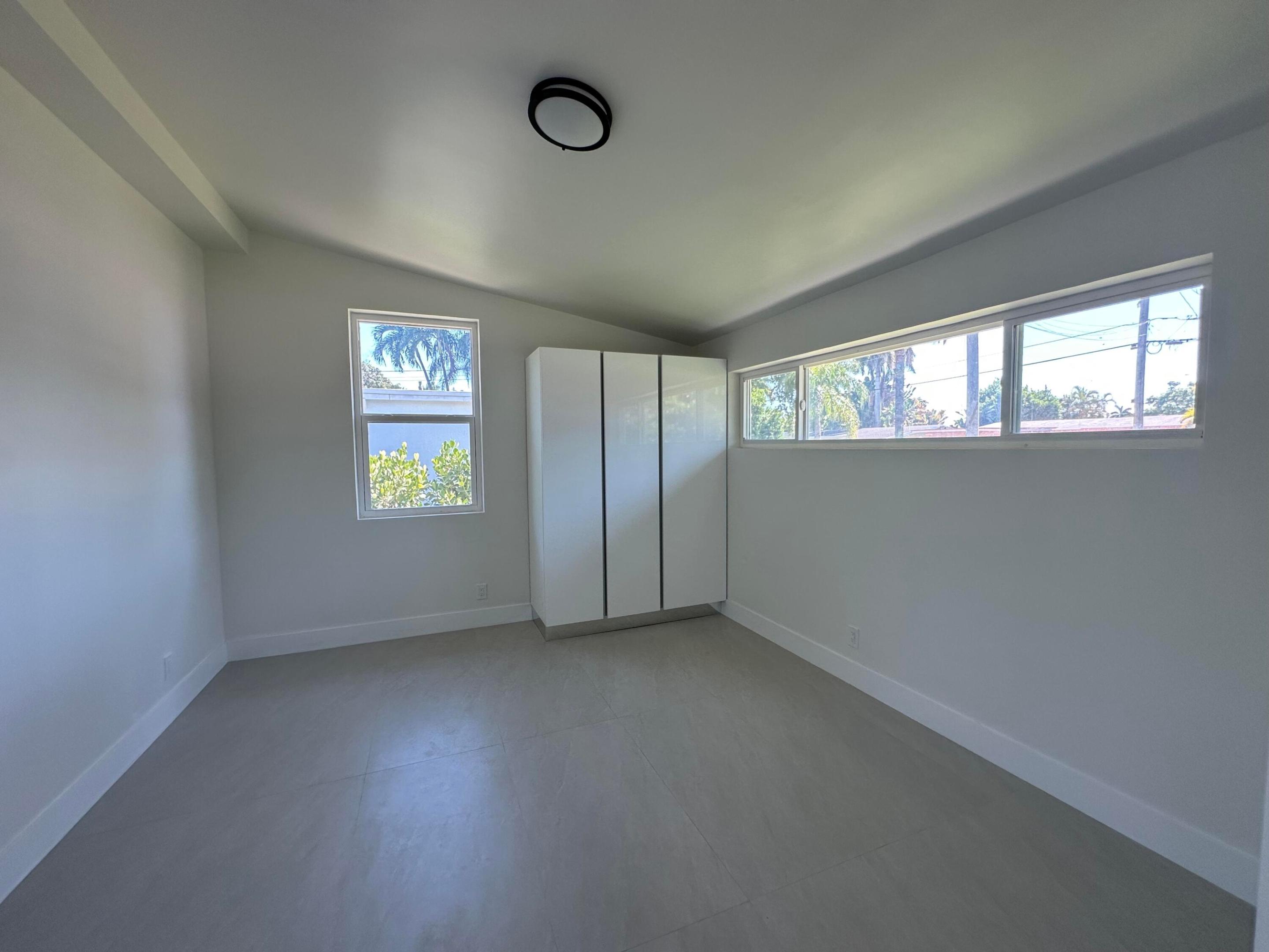 2490 Andros Lane Property Photo 23