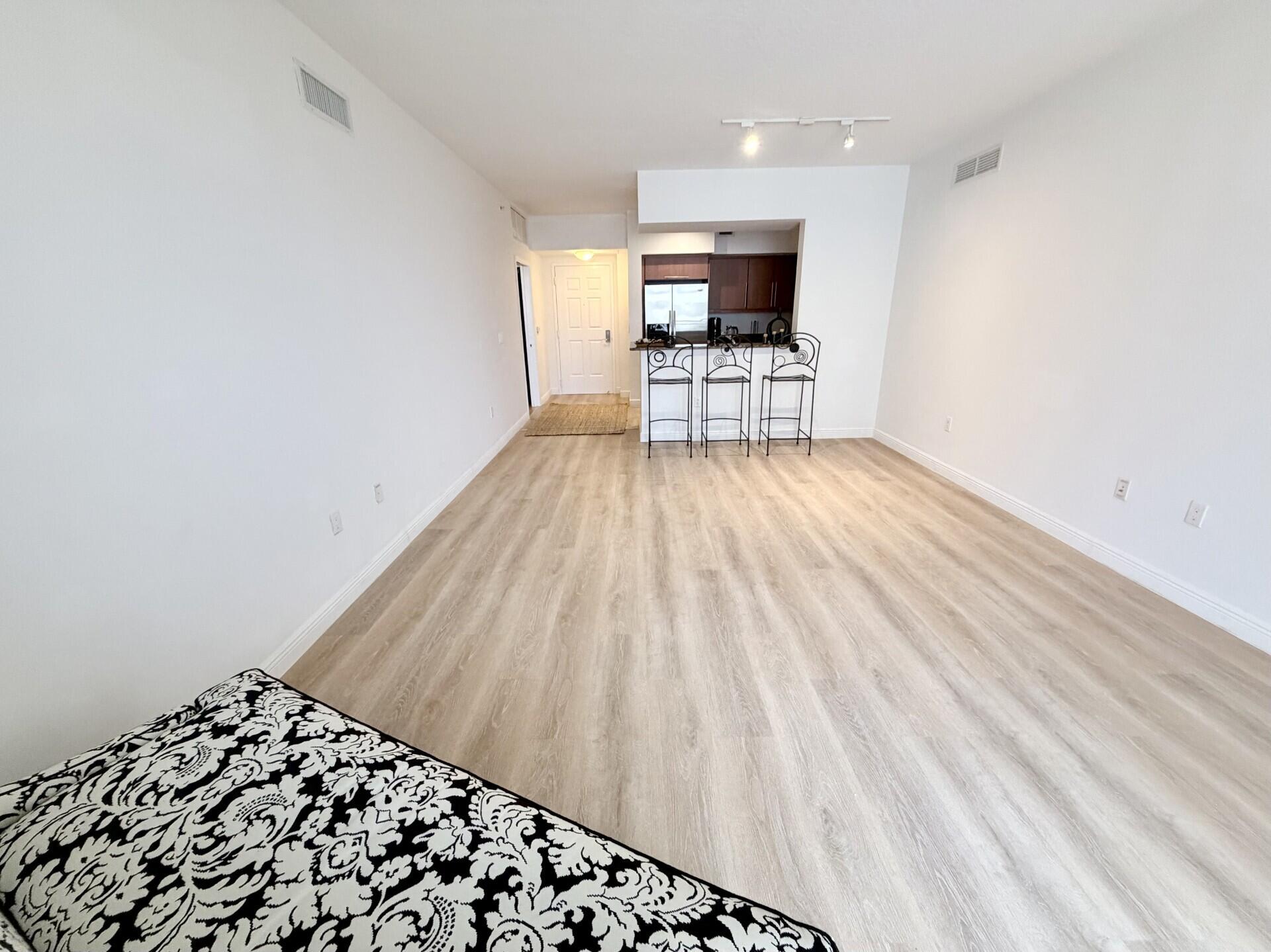 888 S Douglas Road 1015 Property Photo 8