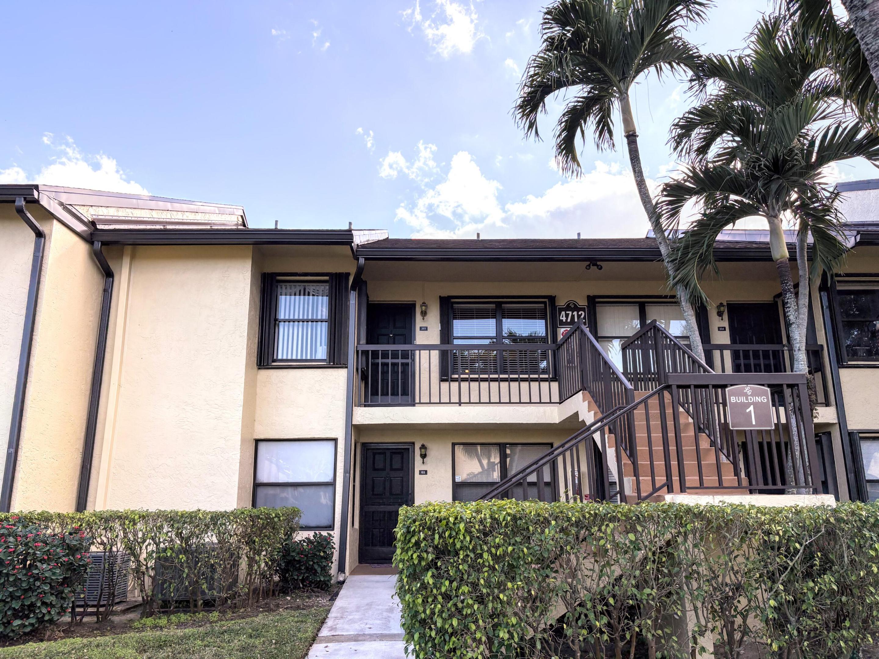 4712 E Lucerne Lakes Boulevard E 203 Property Photo 19