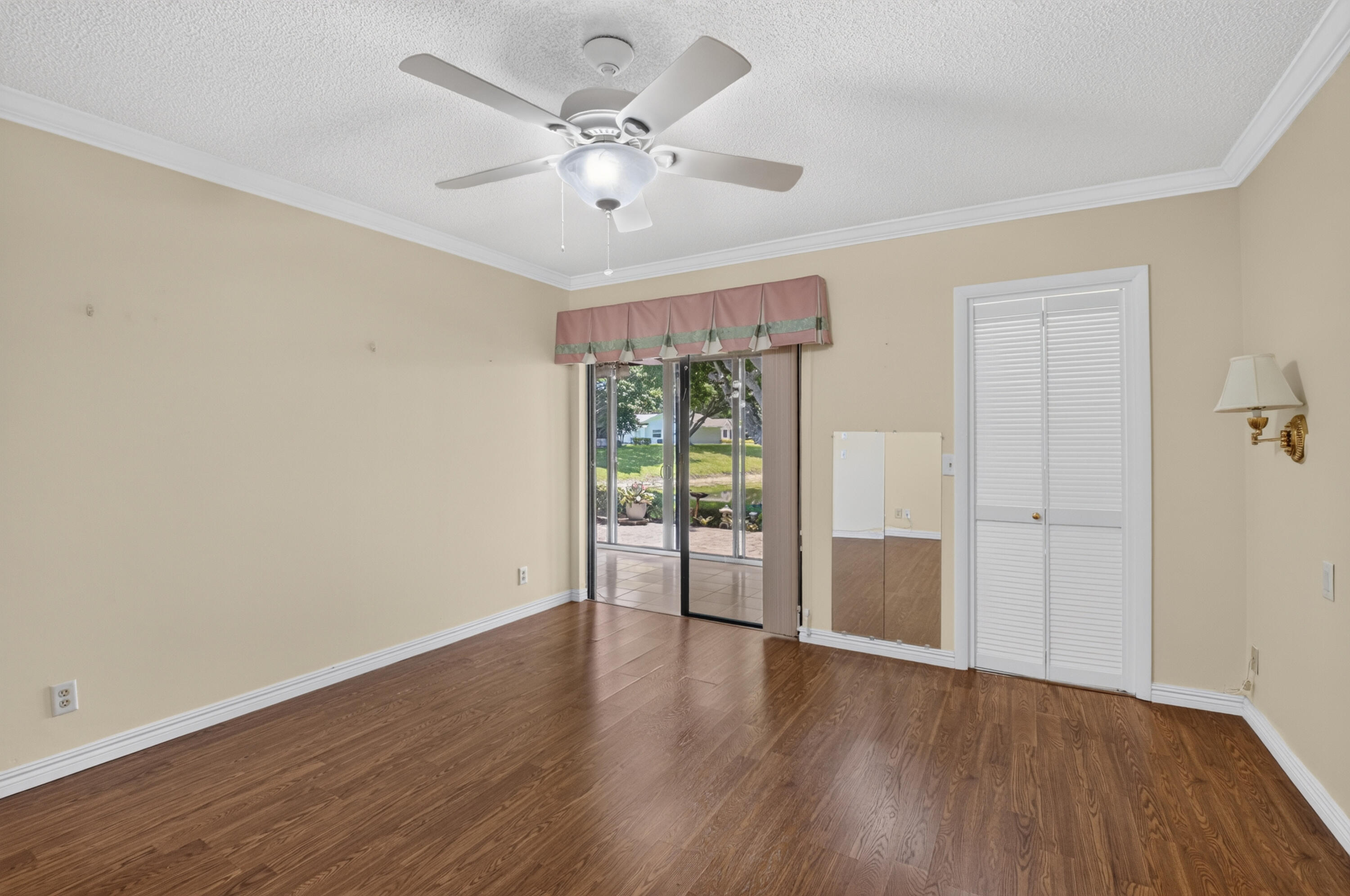 10884 Lake Front Place Property Photo 28