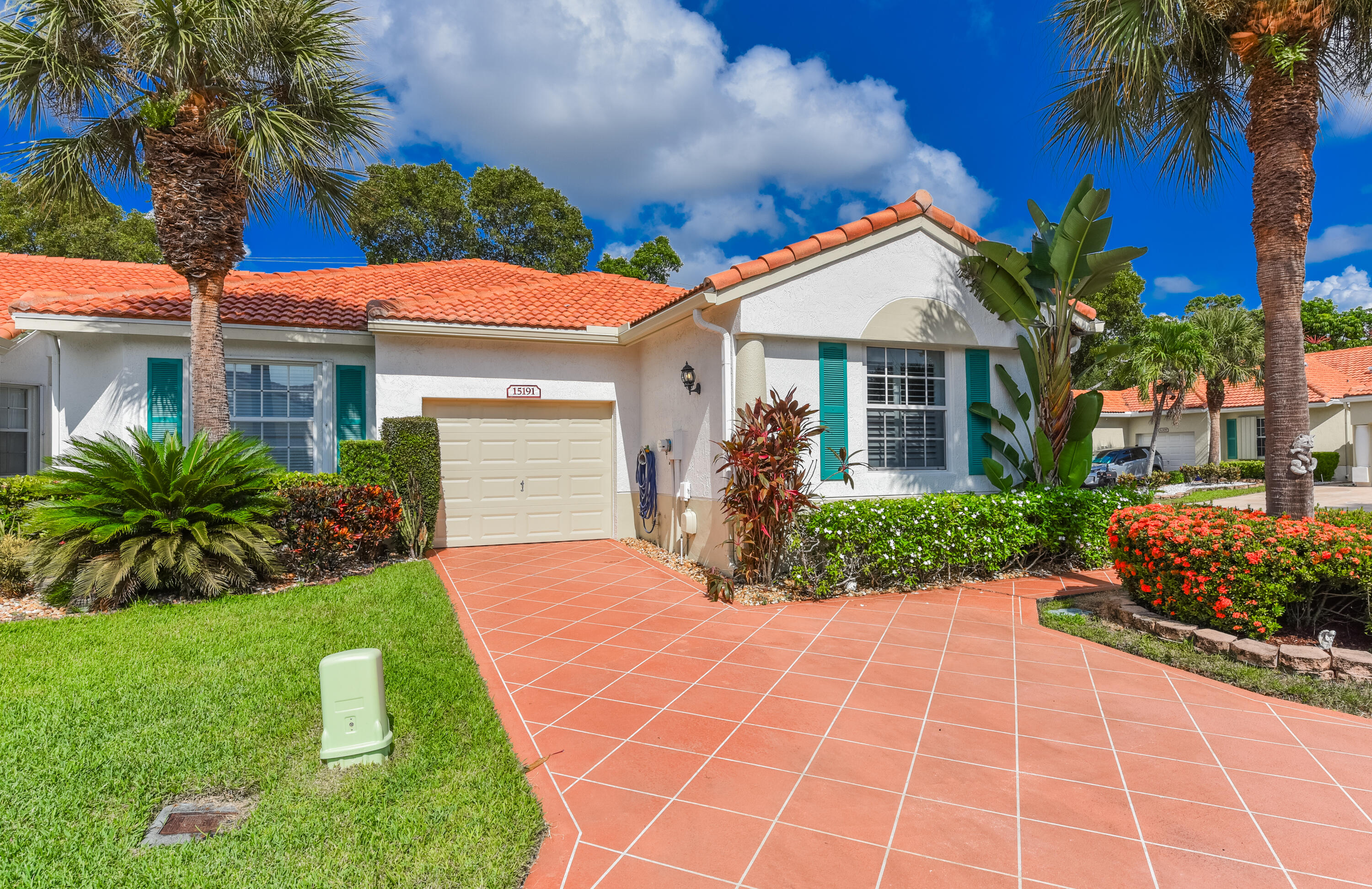 15191 Ixora Road Property Photo 3