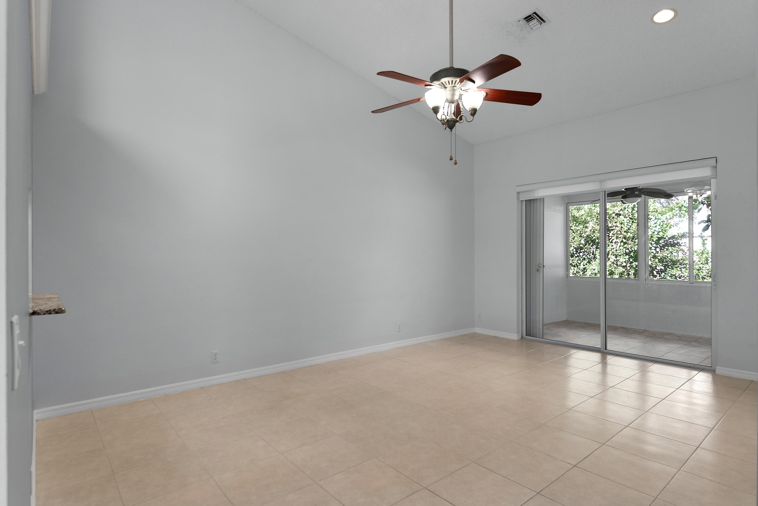 15191 Ixora Road Property Photo 11
