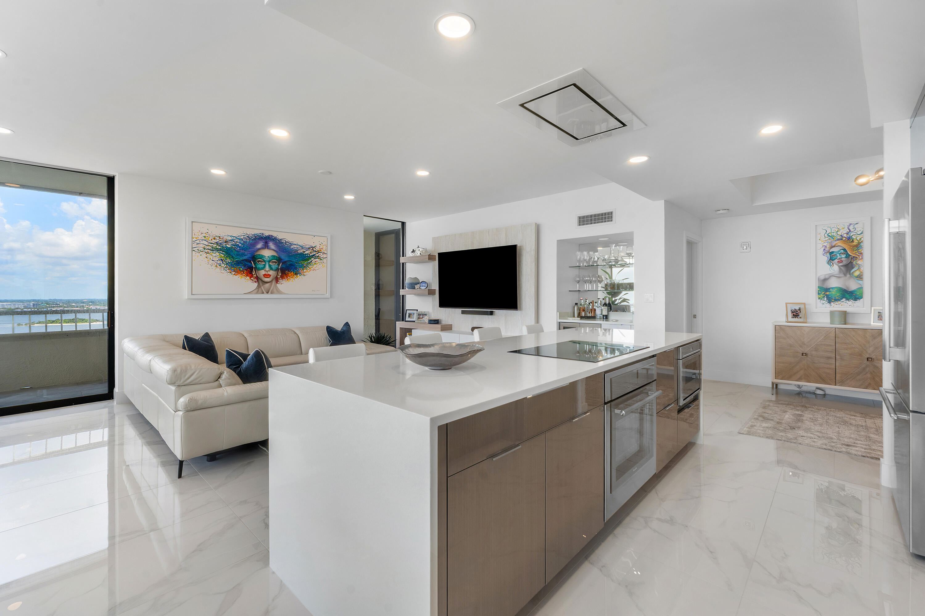 5280 N Ocean Drive 16e Property Photo 12