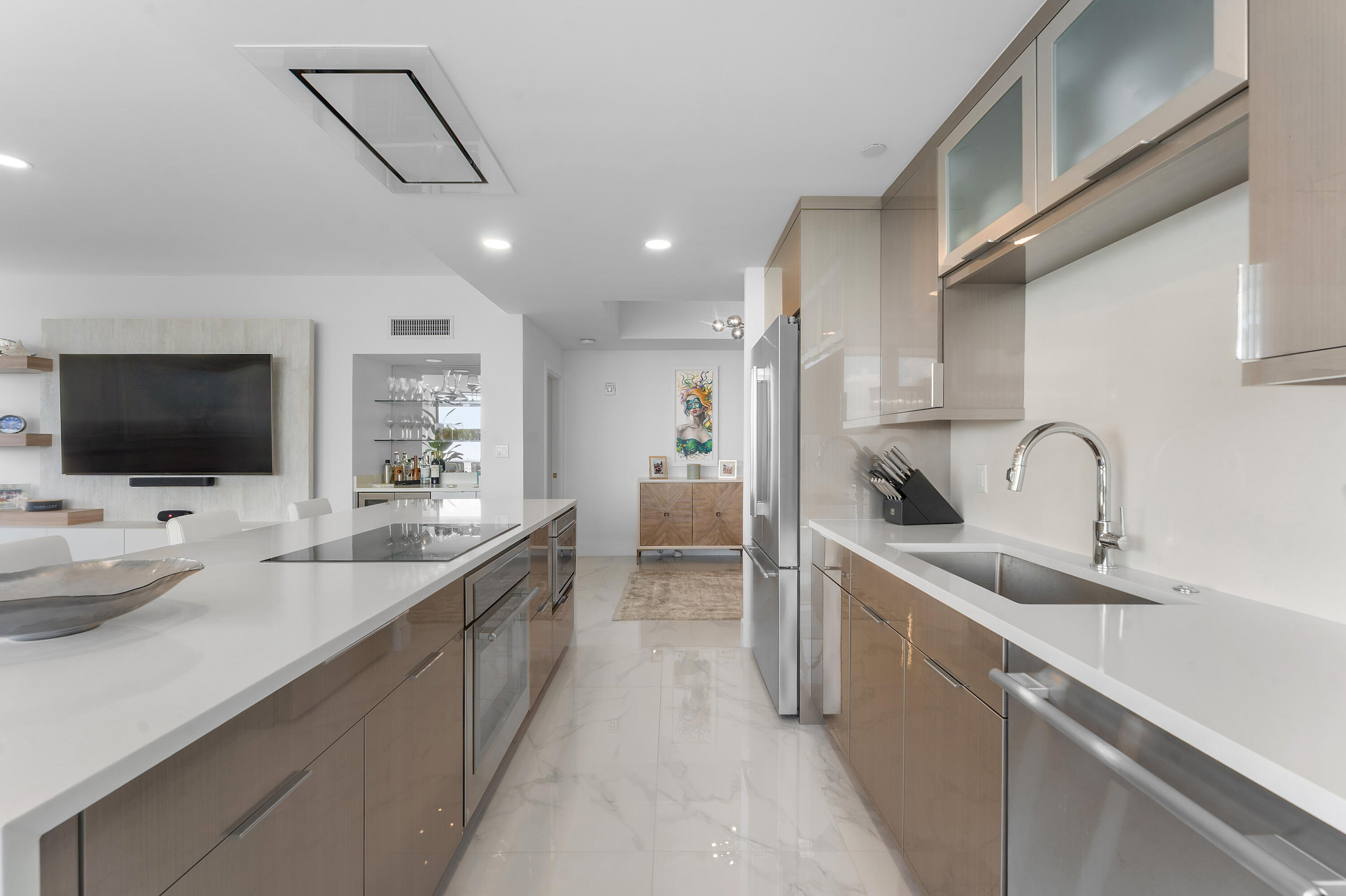 5280 N Ocean Drive 16e Property Photo 15