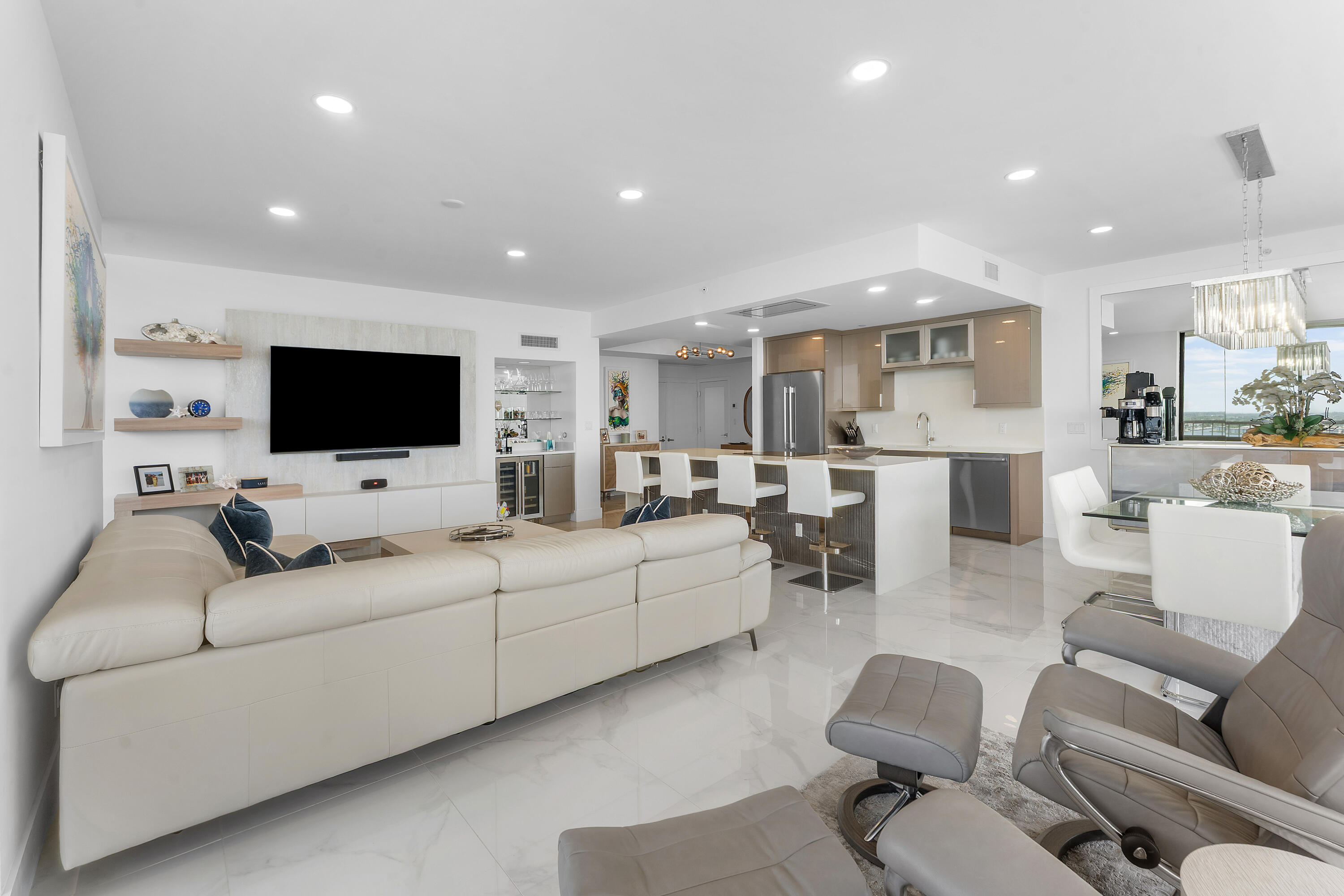 5280 N Ocean Drive 16e Property Photo 19