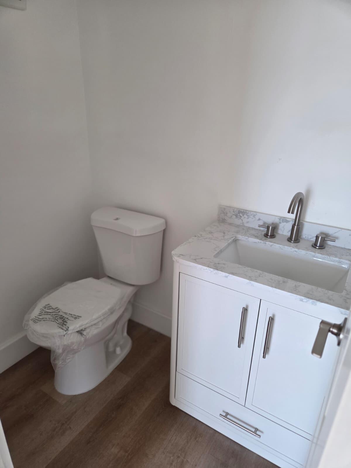 205 Ellesmere E 205 Property Photo 11