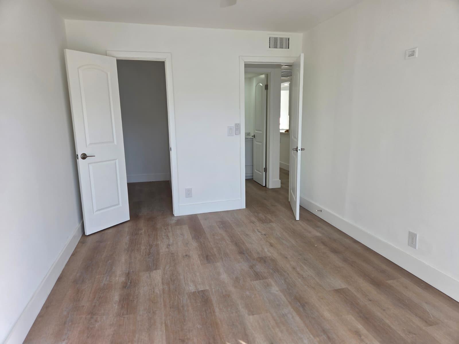 205 Ellesmere E 205 Property Photo 14