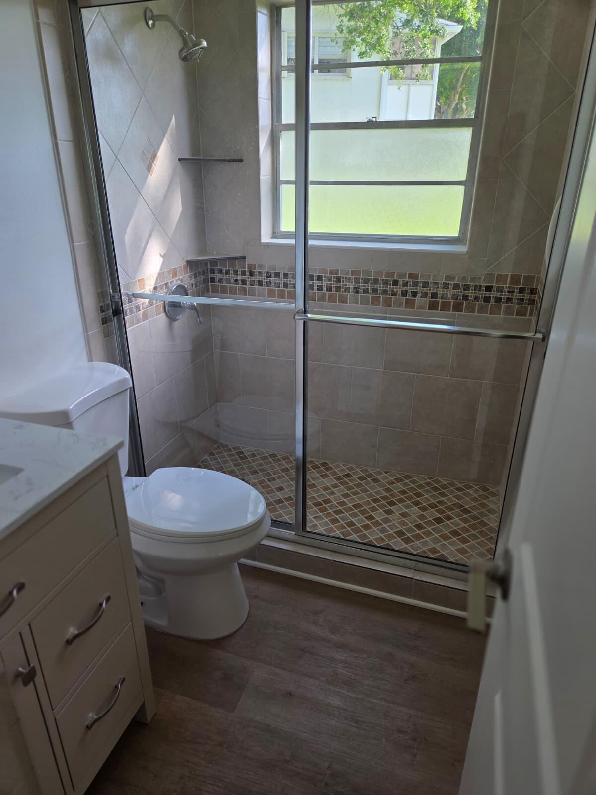 205 Ellesmere E 205 Property Photo 23